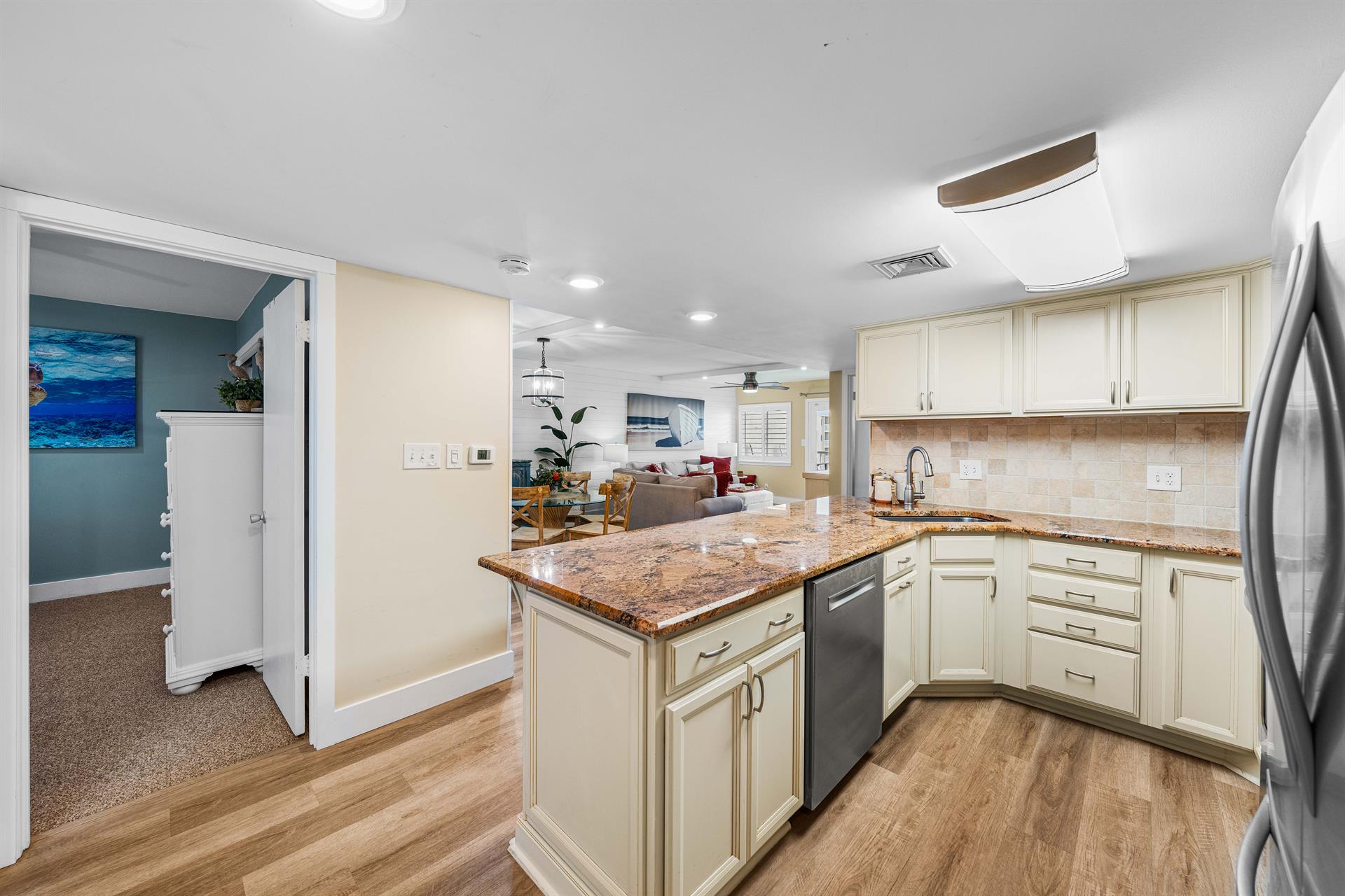 Kitchen  Unit Entrance