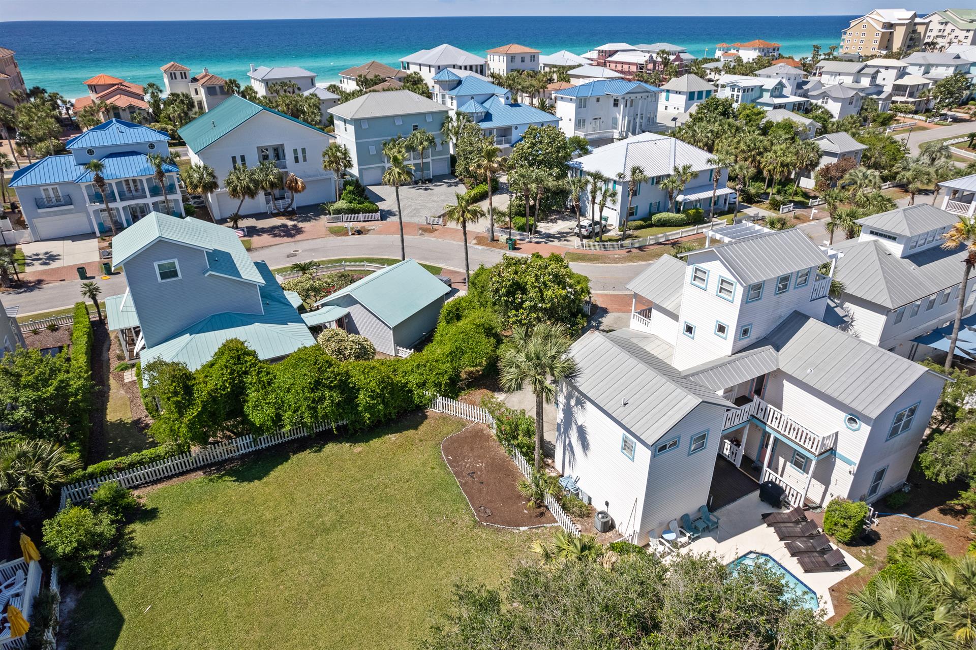 Close Proximity to the Gulf