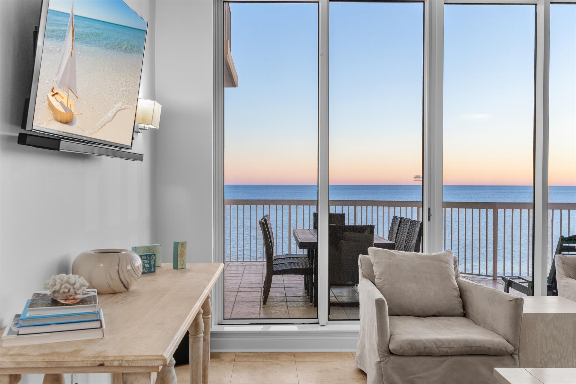 Living Room with Amazing View