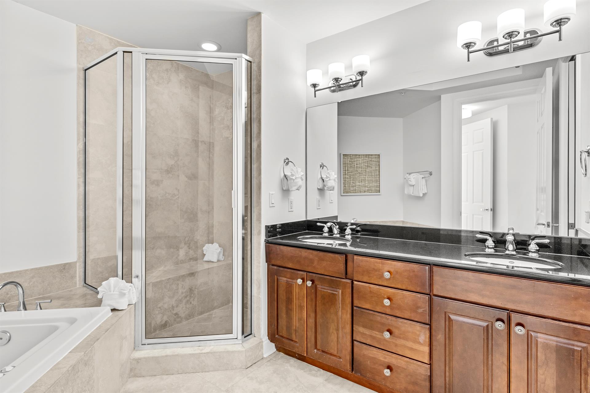 1st Floor Primary Bathroom