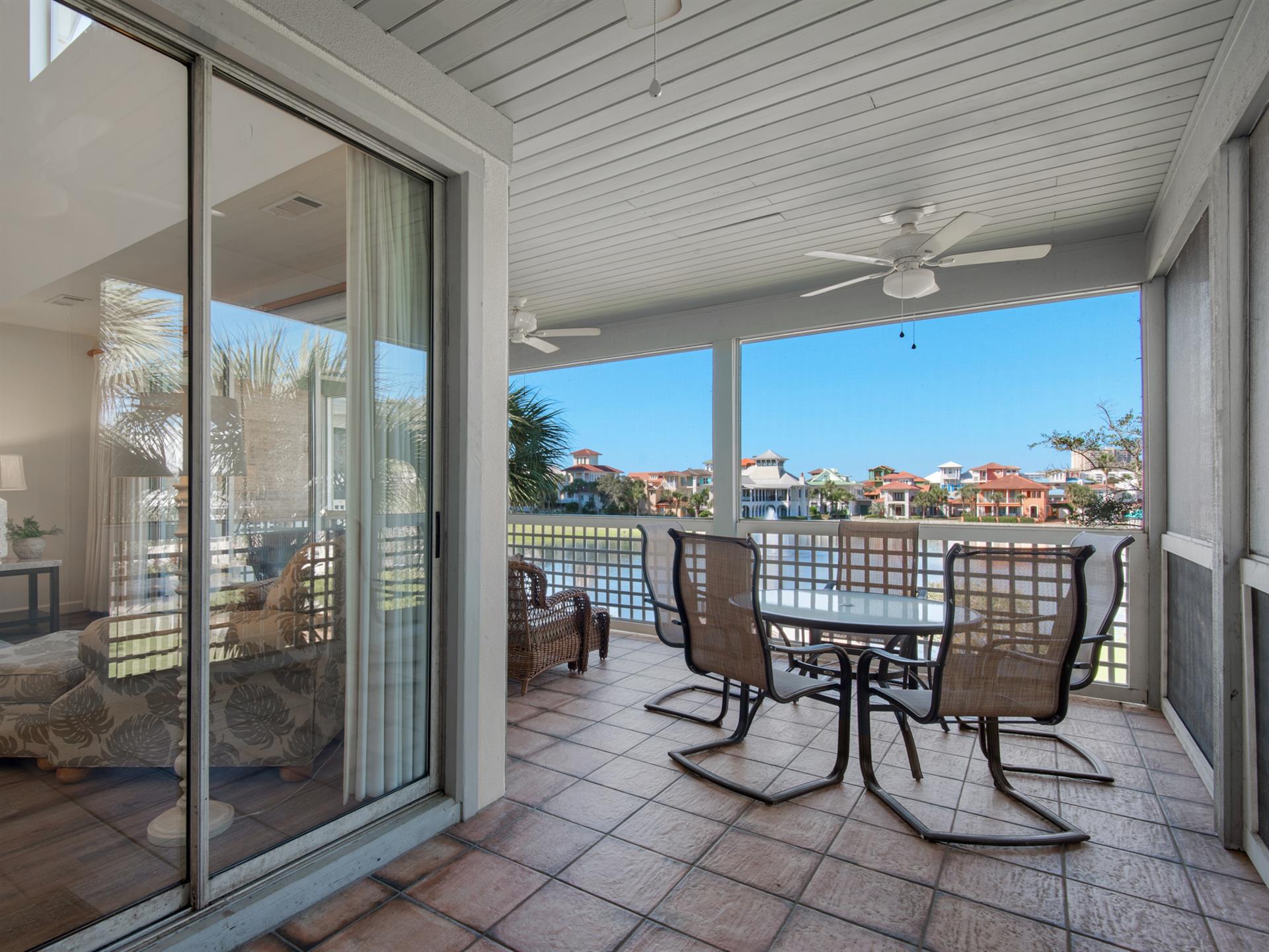 Outside Dining on Screened Porch