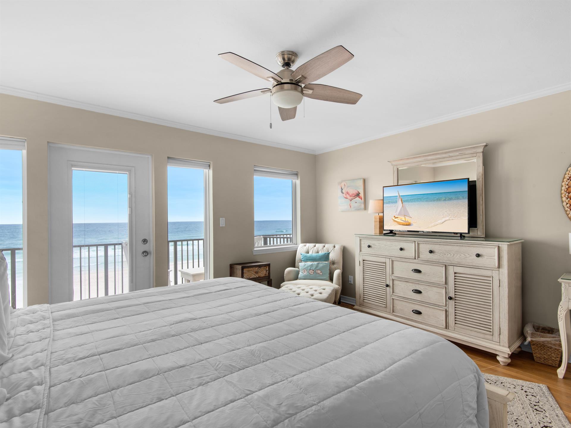 Primary Bedroom with King Bed on 3rd fl