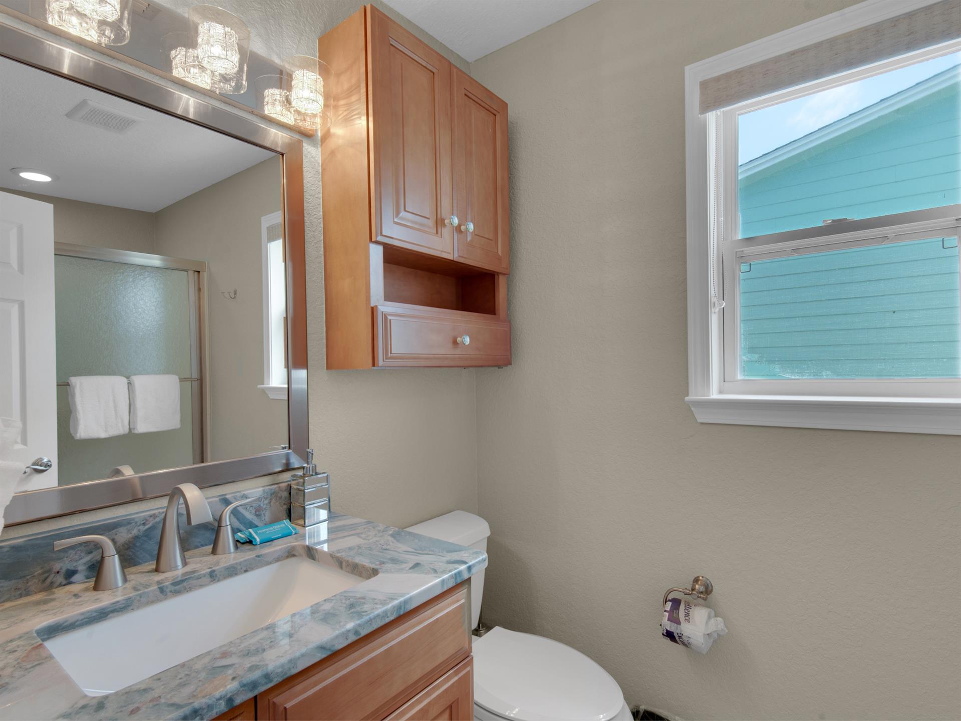 2nd Floor Primary Bathroom