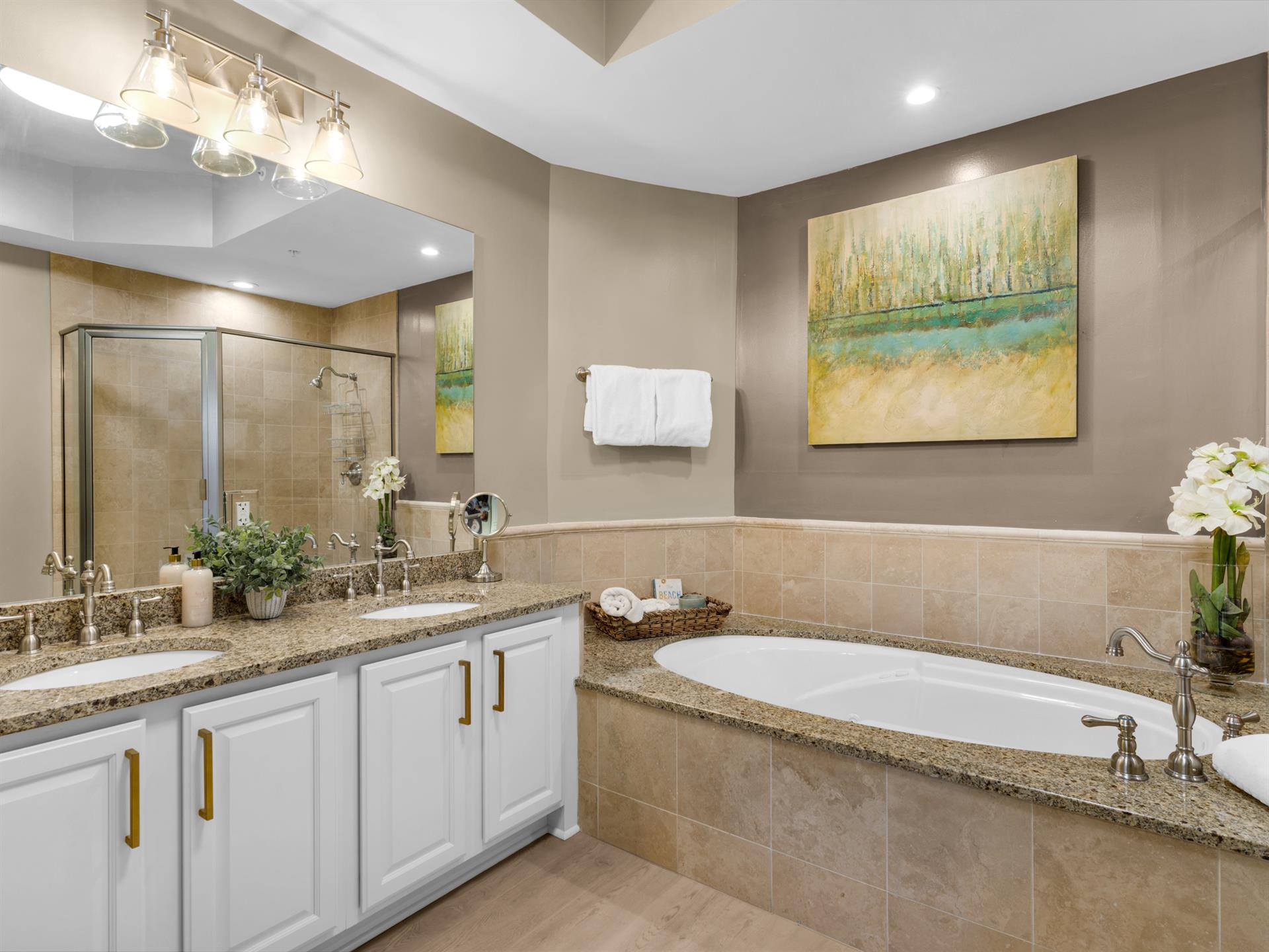 1st Floor Primary Bathroom