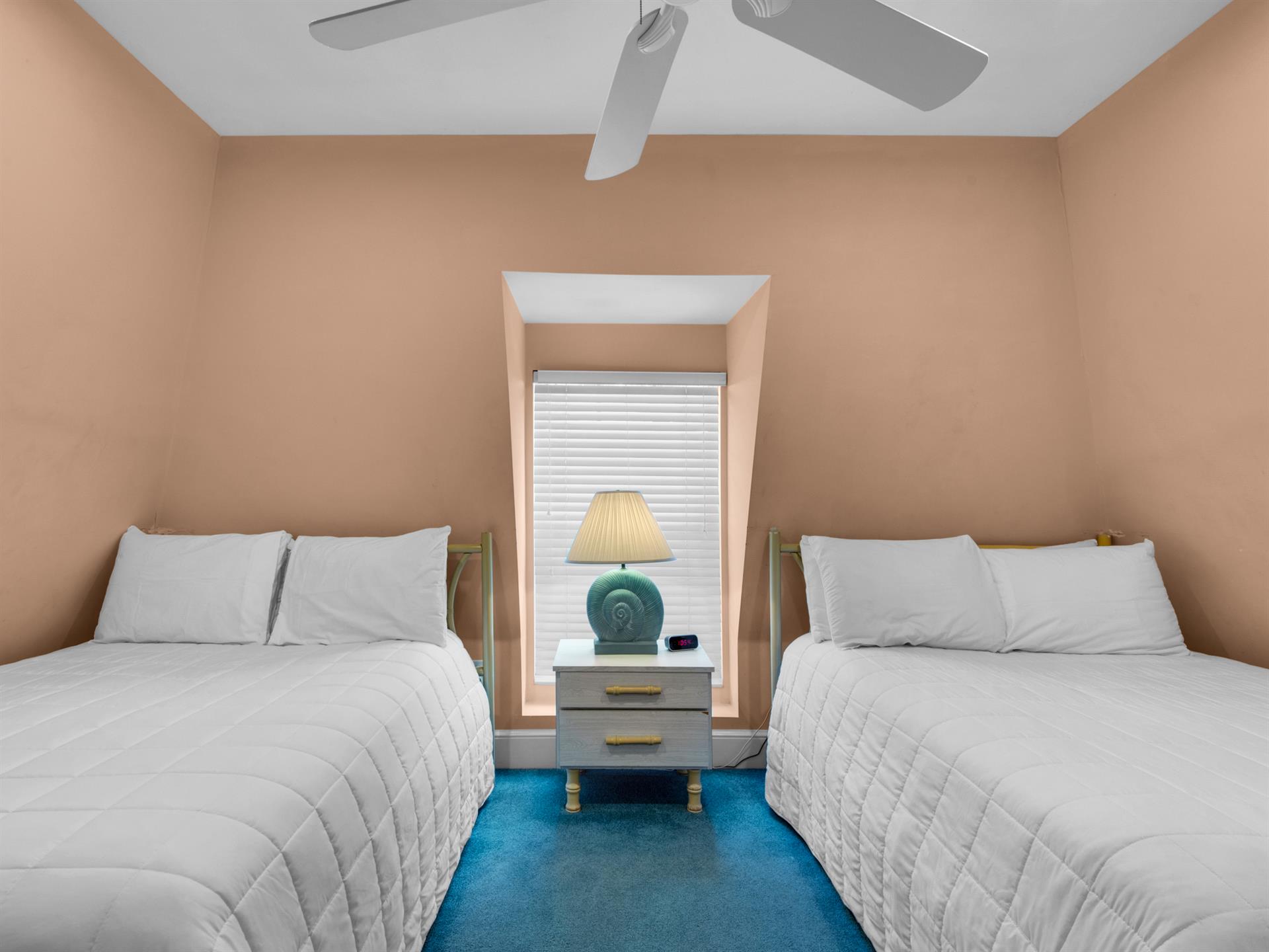 Guest Bedroom with 2 Double Beds 2nd fl