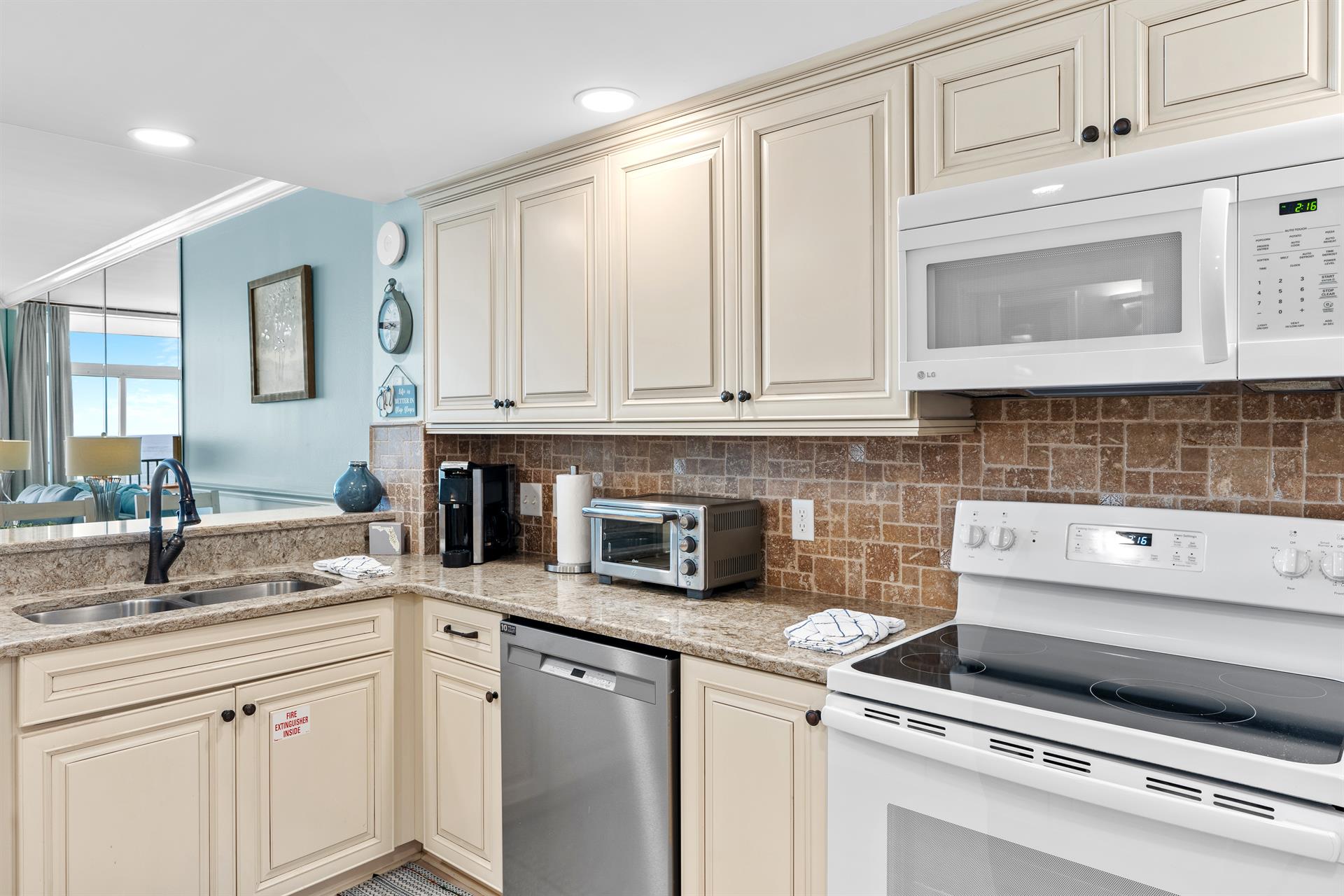 Kitchen with Everything You Need to Prepare a 5 Star Meal