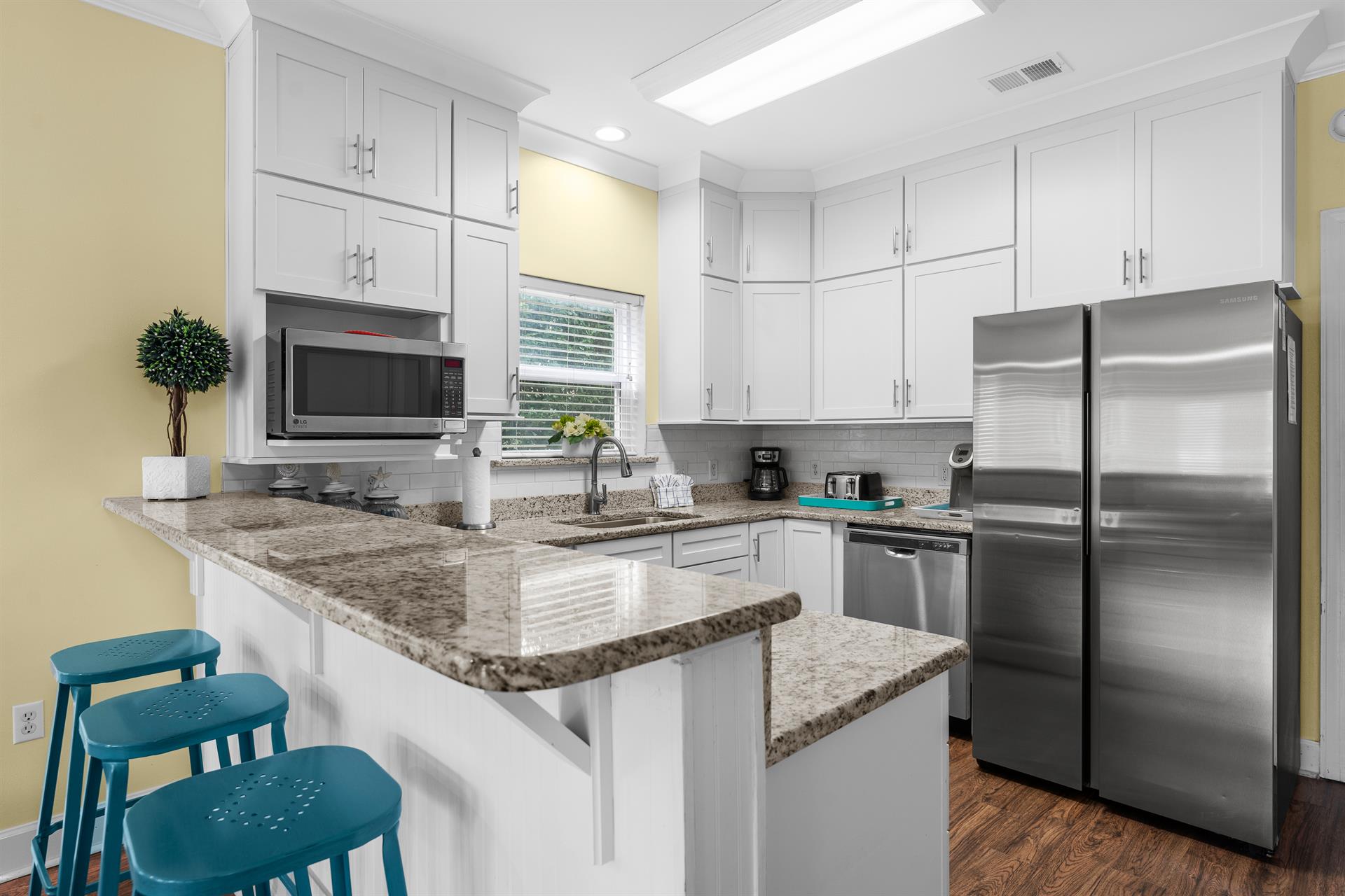 Inviting Fully Stocked Kitchen