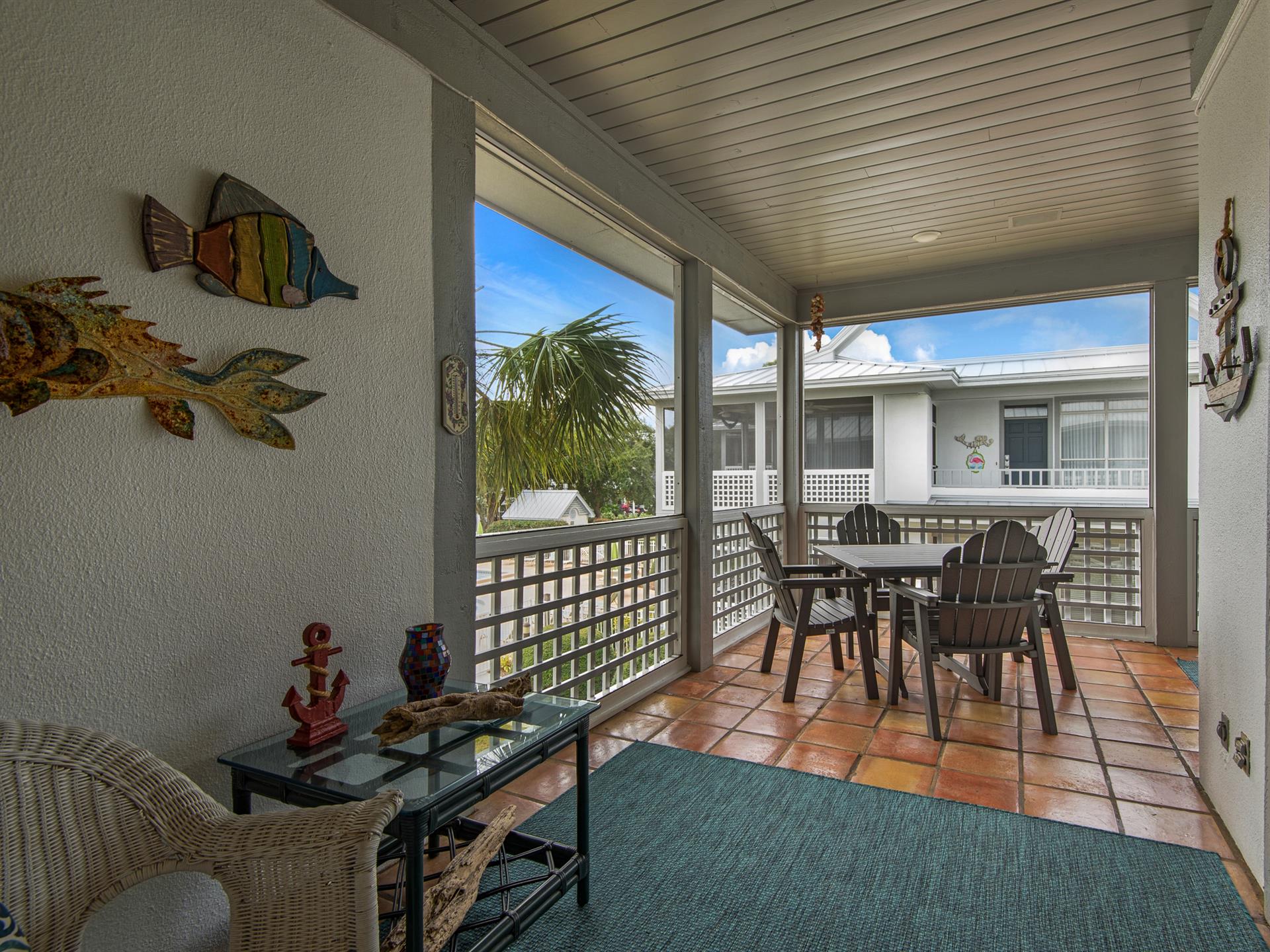Outside Dining on Screened Porch