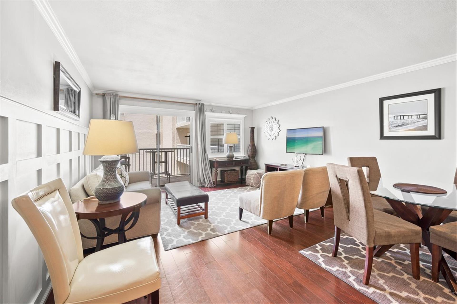 HSRC 513 Living Area