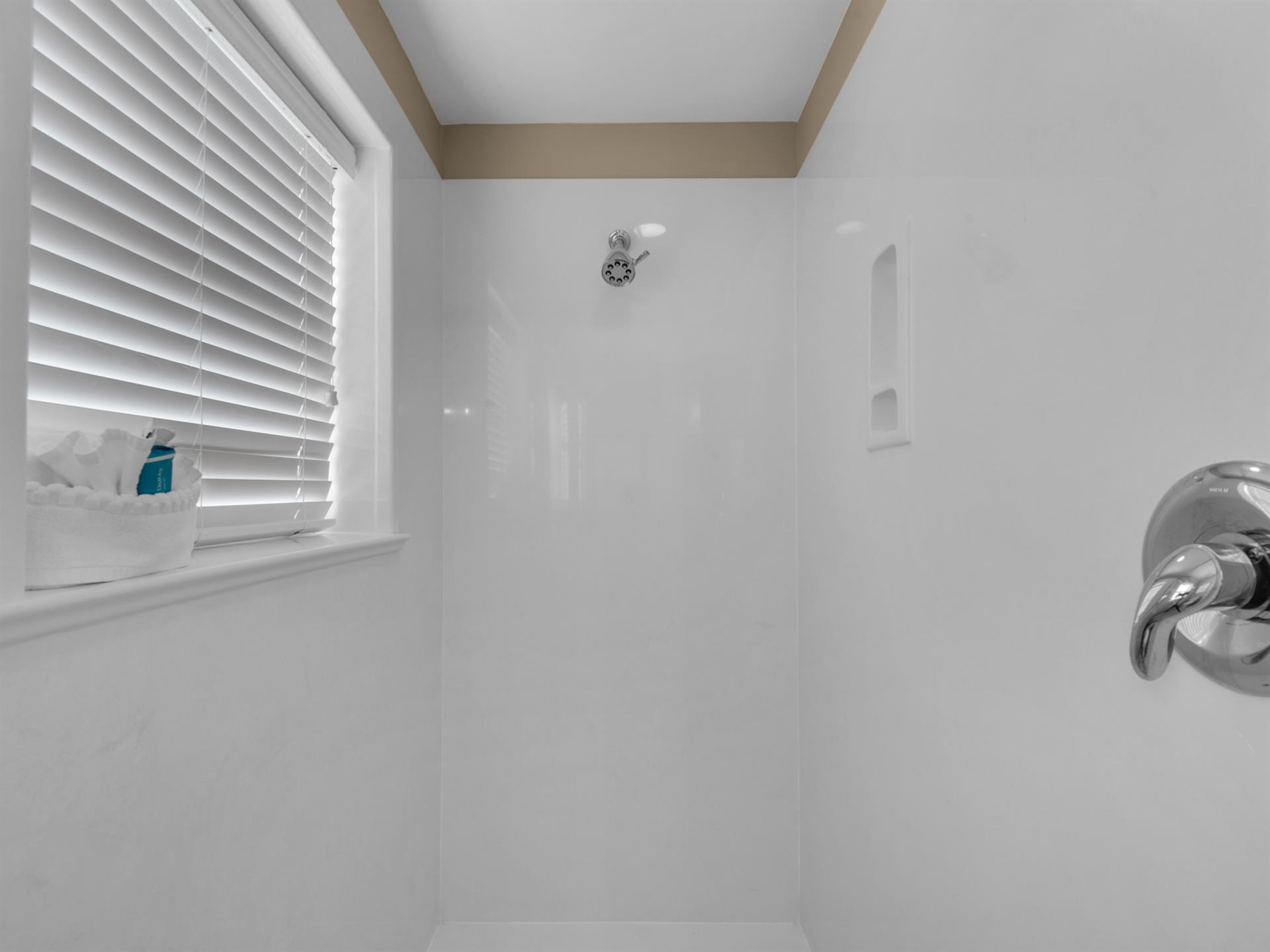 Guest Bathroom 3 with Walkin Shower