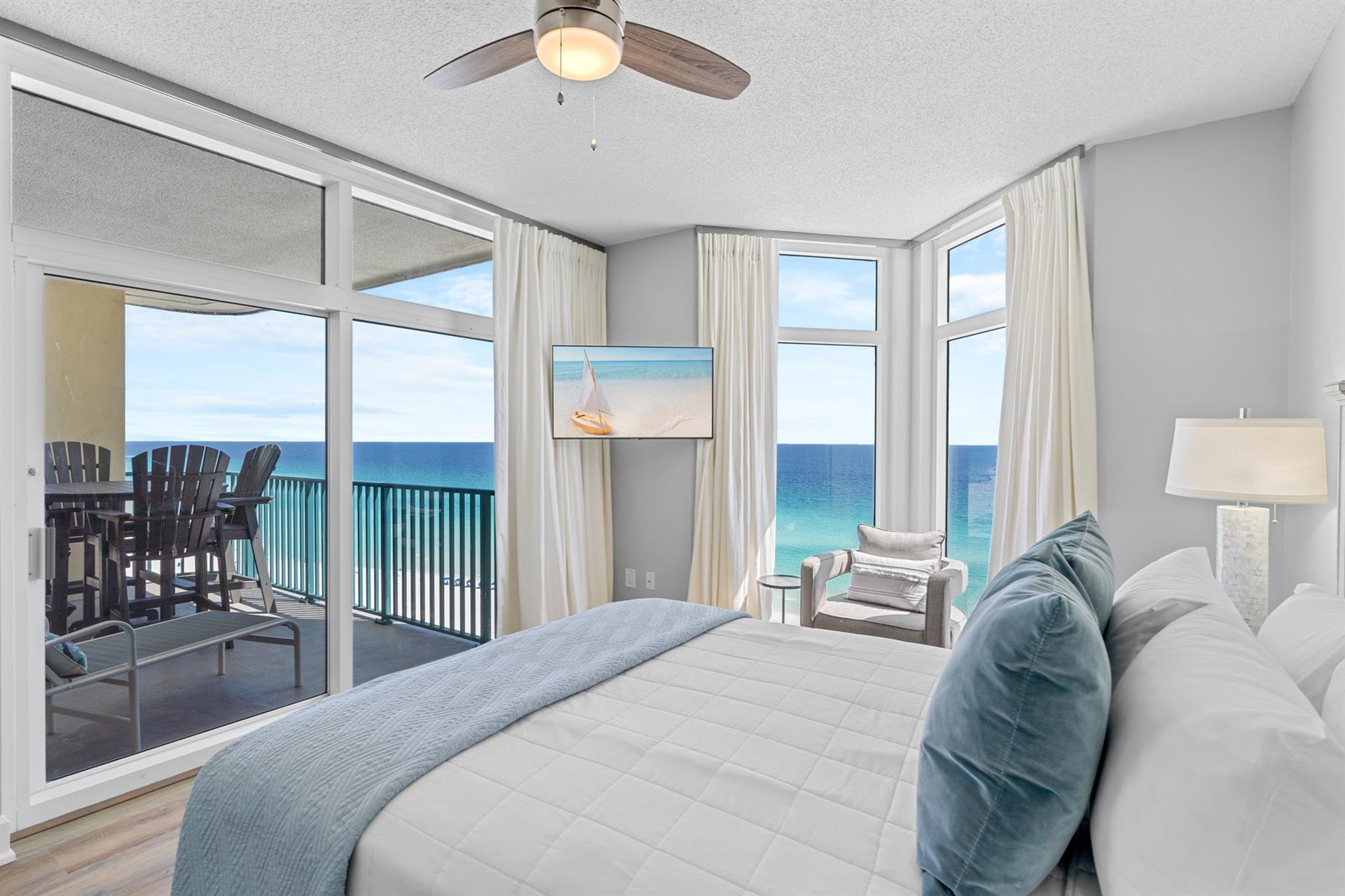 Primary Bedroom with Queen and Breathtaking Gulf Views