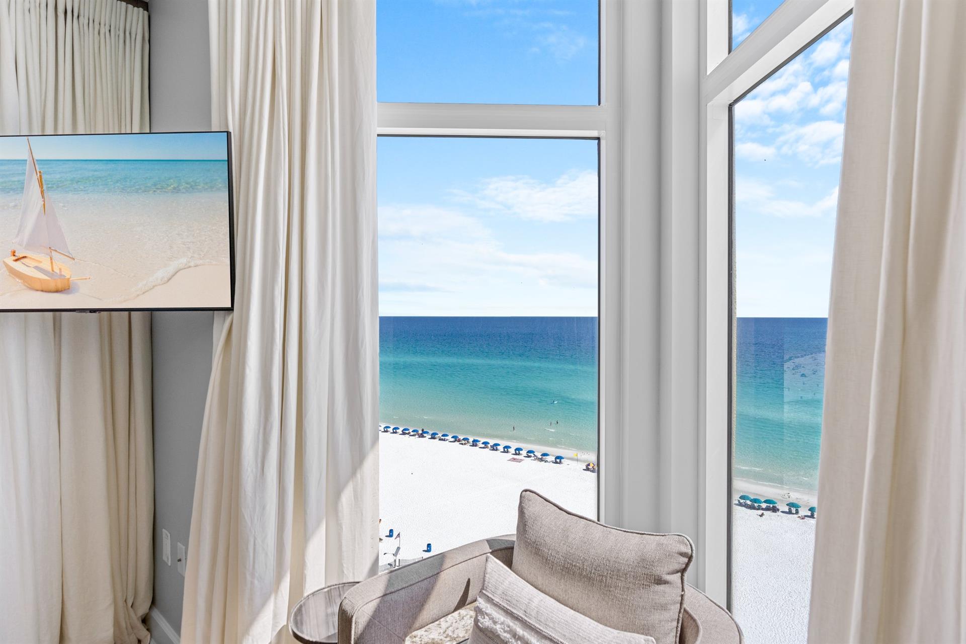 Primary Bedroom Sitting Area