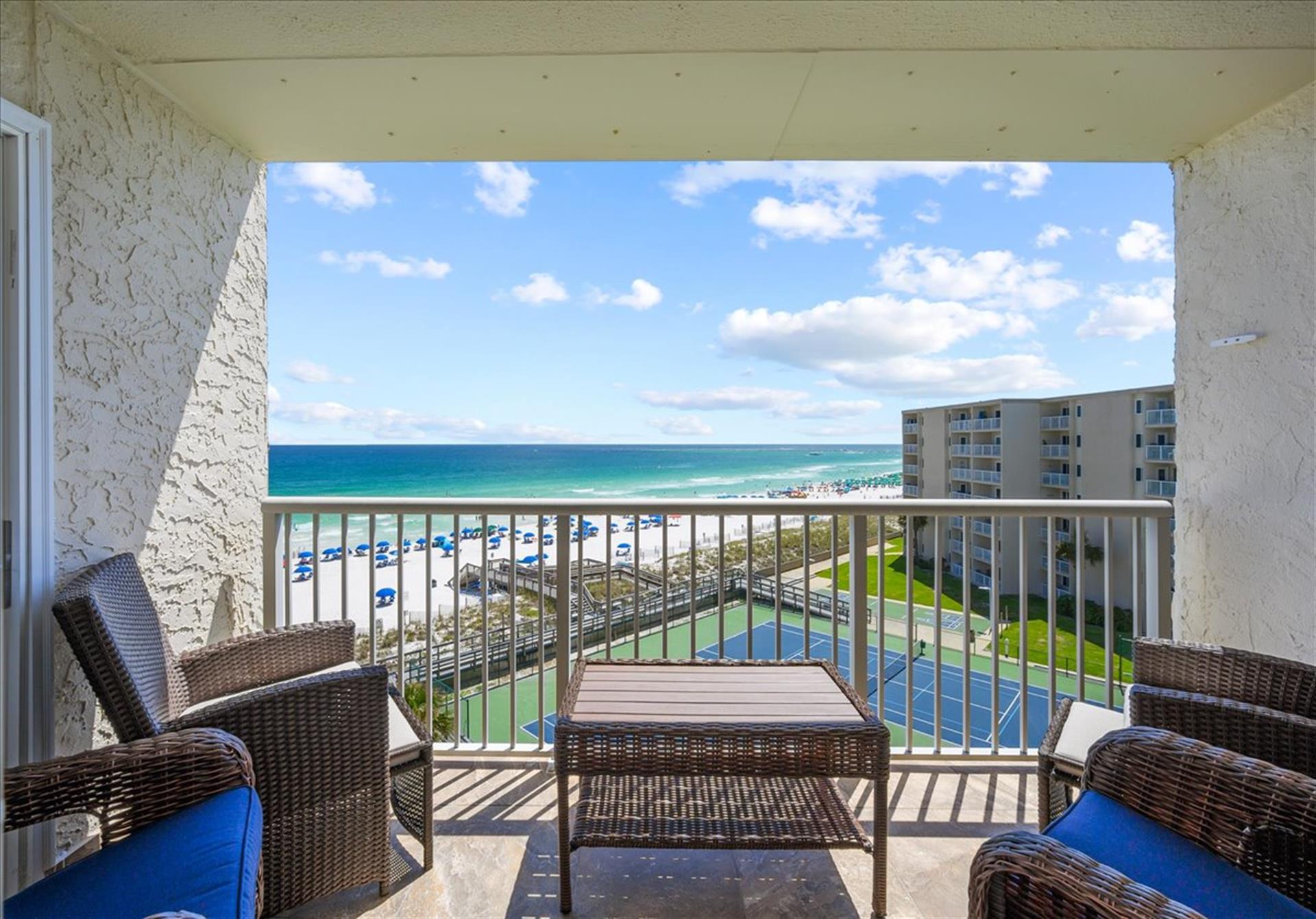 HSRC 620 Private Balcony With Gulf View