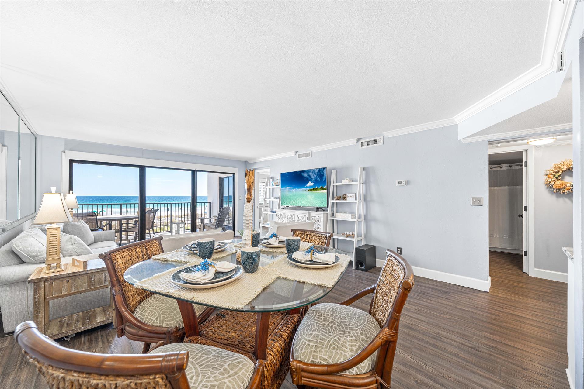 Gulf Views from the Dining Table