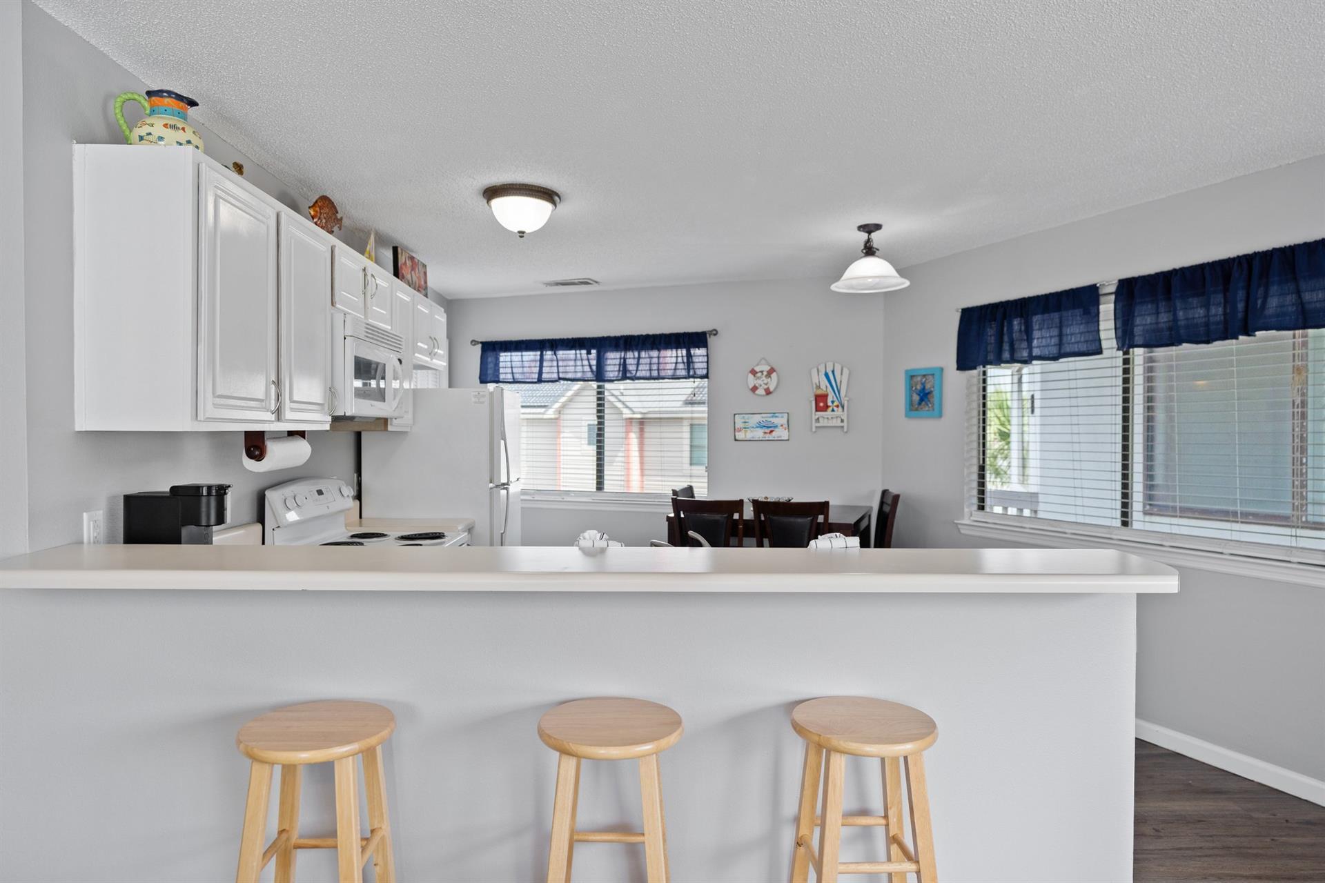 Kitchen with Breakfast Bar Seating