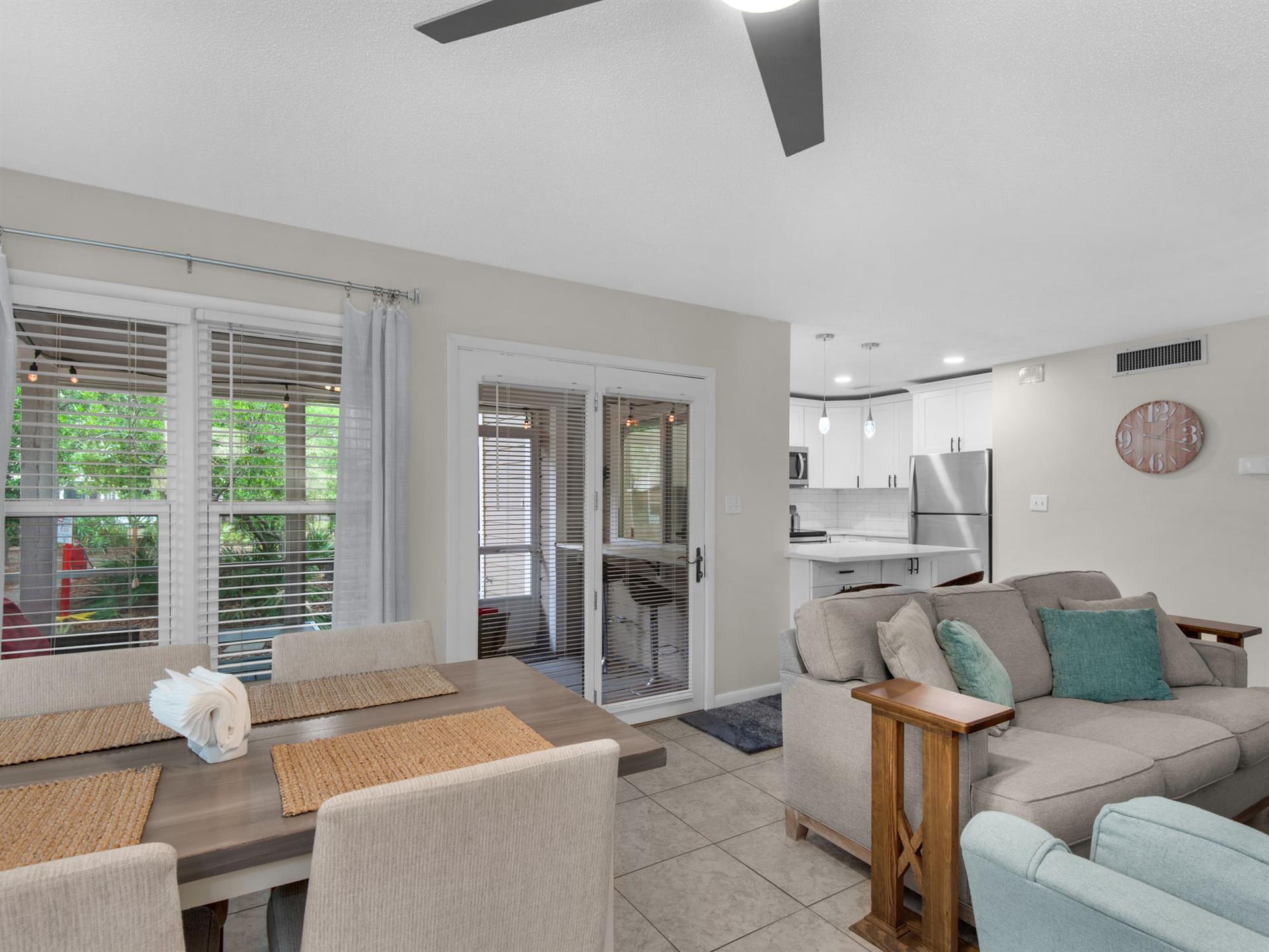Screened Porch off Dining Living Area