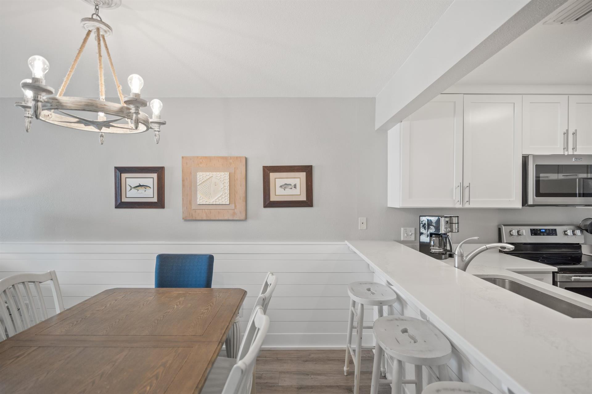 Dining Area with Extra Bar Seating