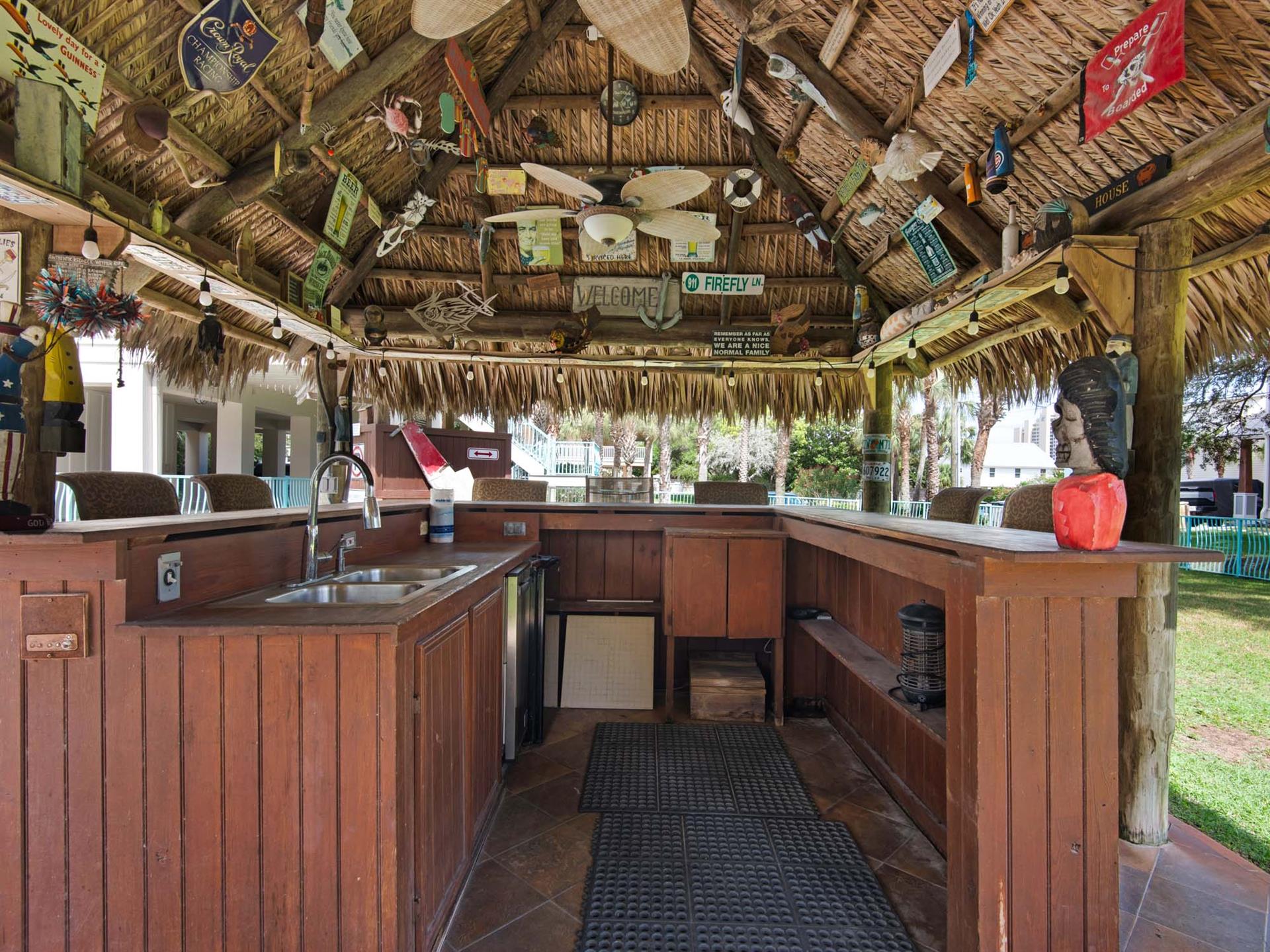 Private Tiki Hut with Sink and MiniFridge