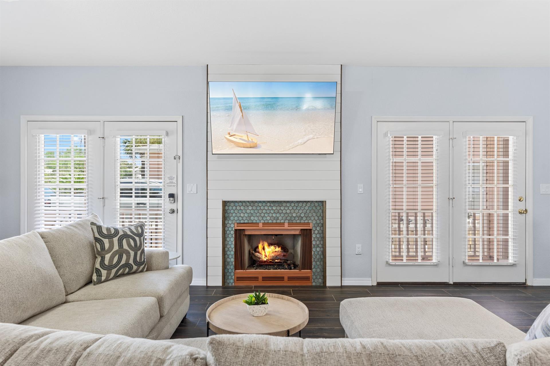 Living Room with Two Accesses to Front Porch