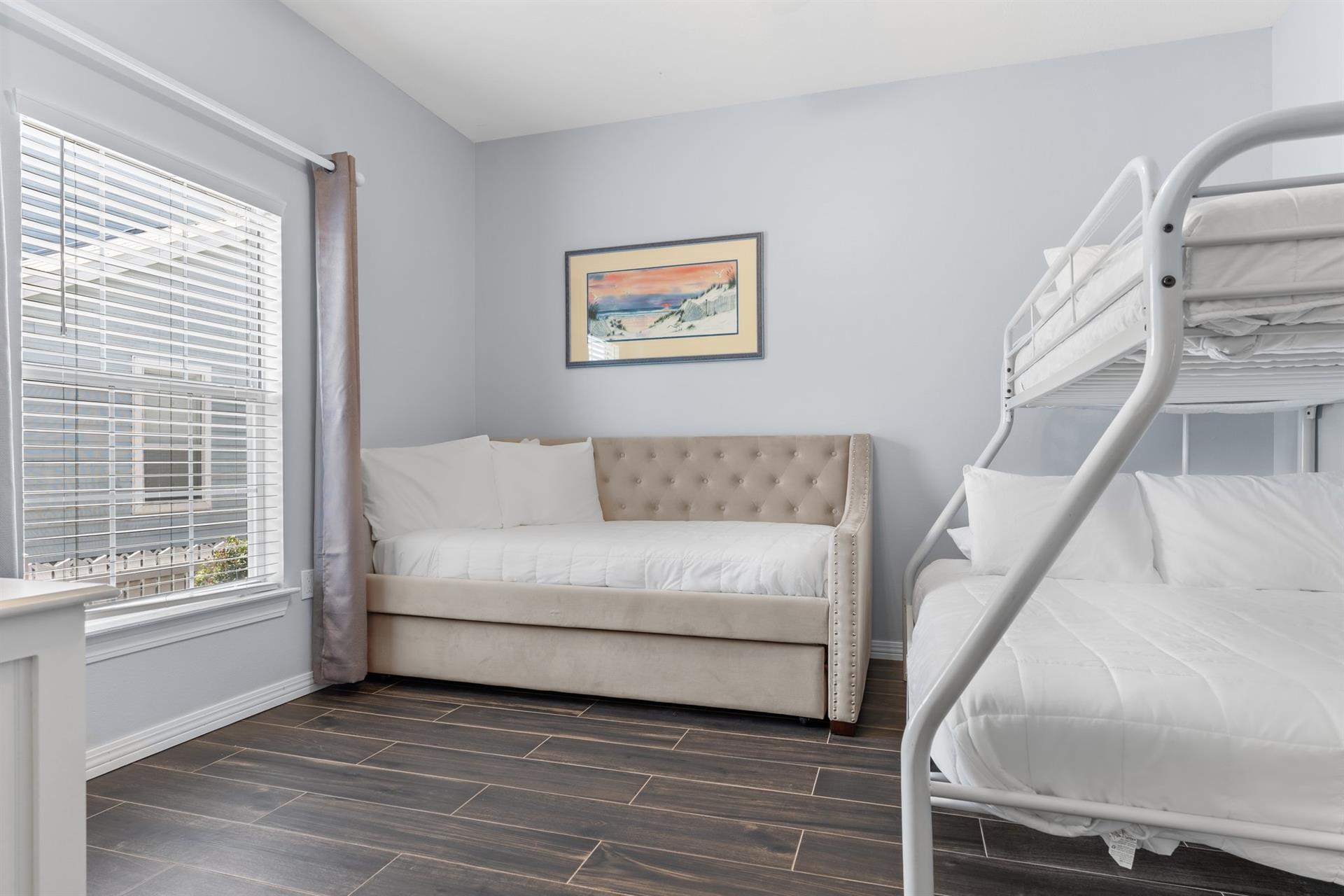 Bedroom 3 Triple Bunk and Day bed