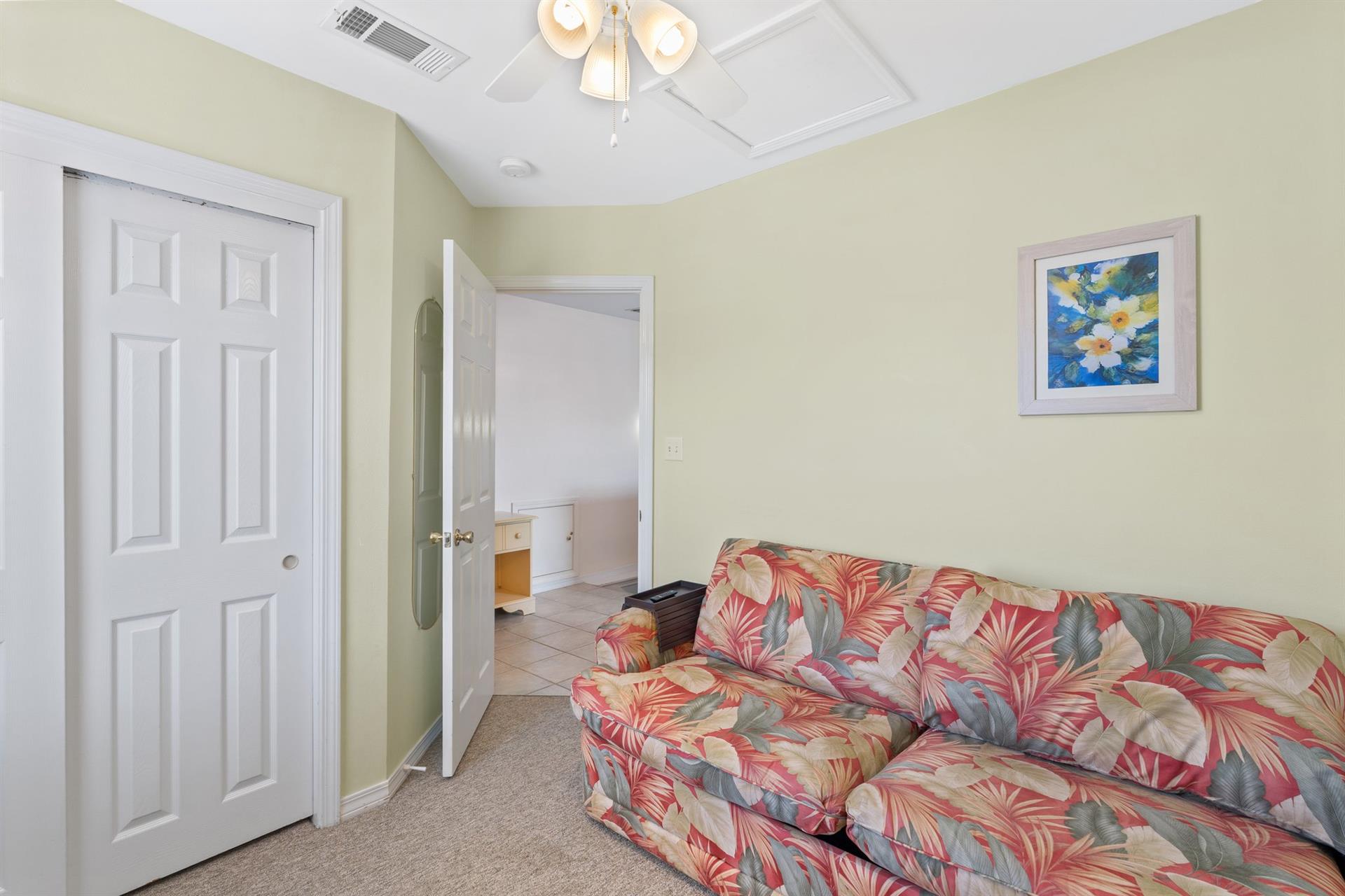 Bedroom 4 with Pull out sofa and closet