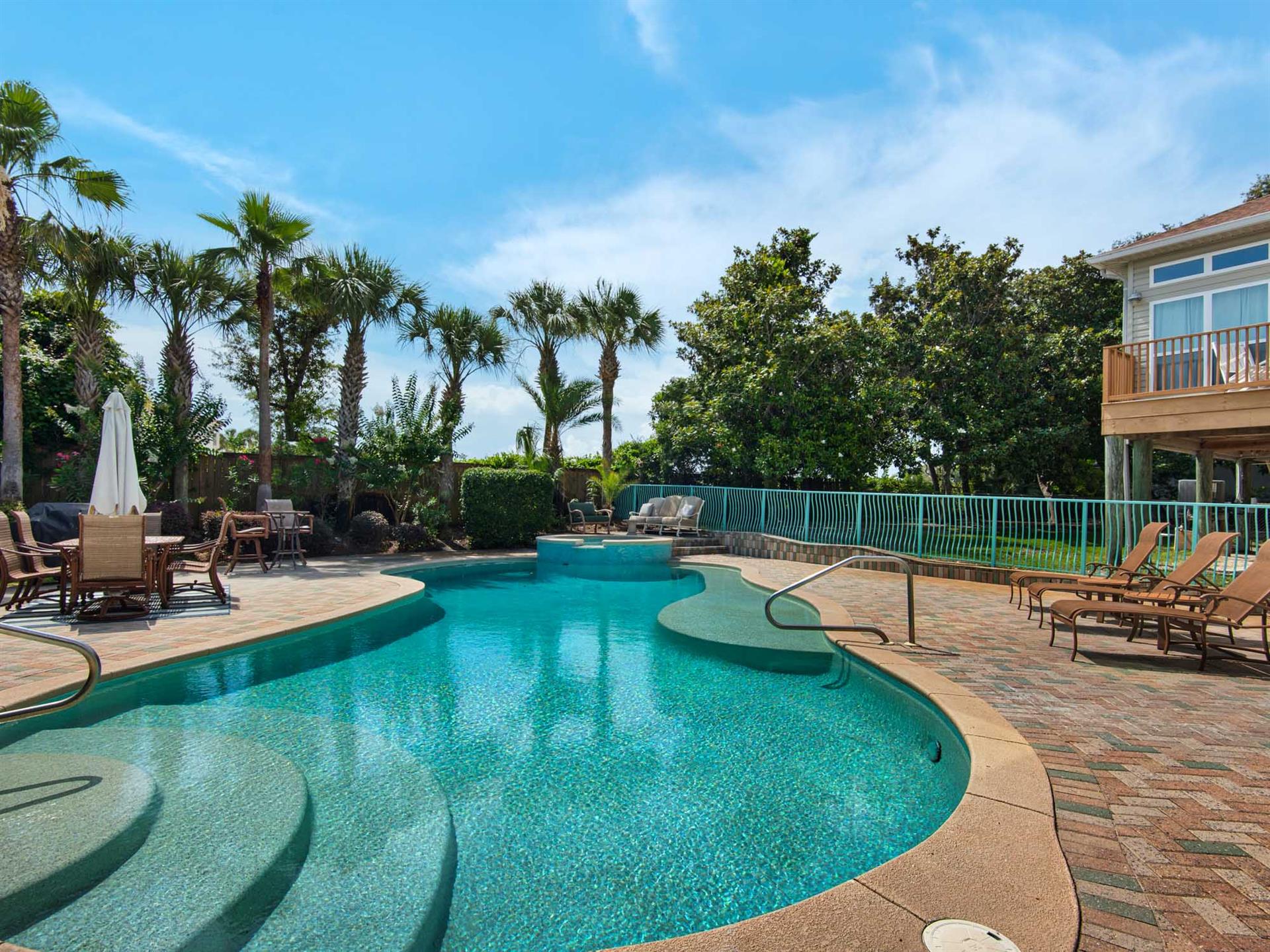 Beautiful Lagoon Style Pool