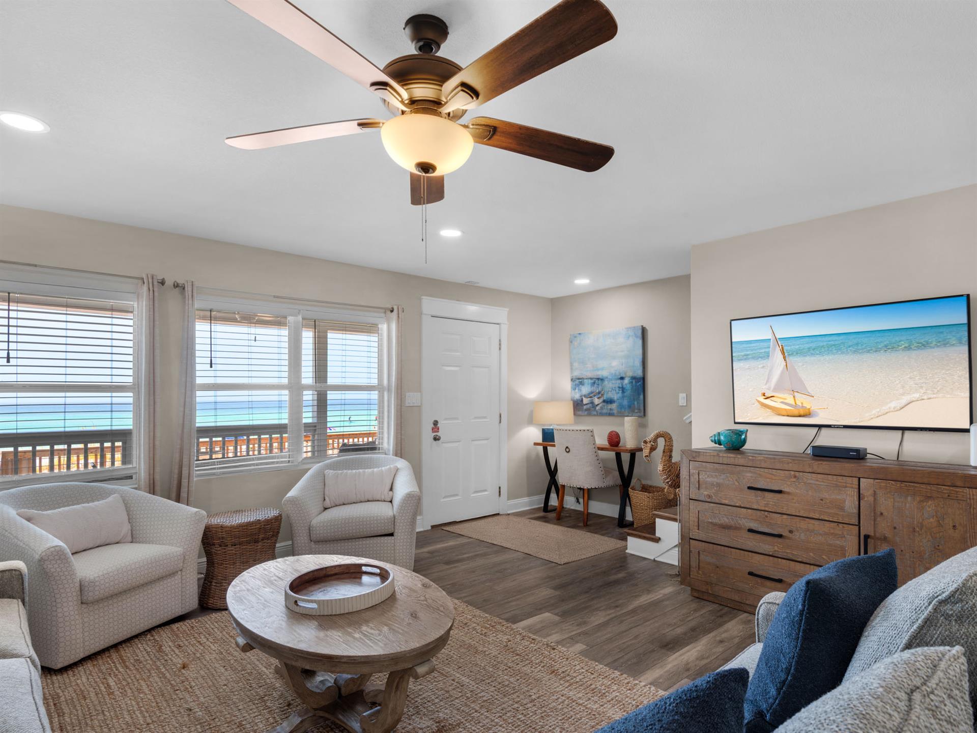 Who needs a TV when you have this view