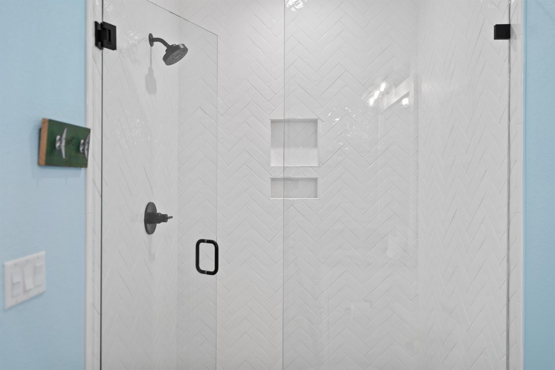 WalkIn Shower in Bathroom 5