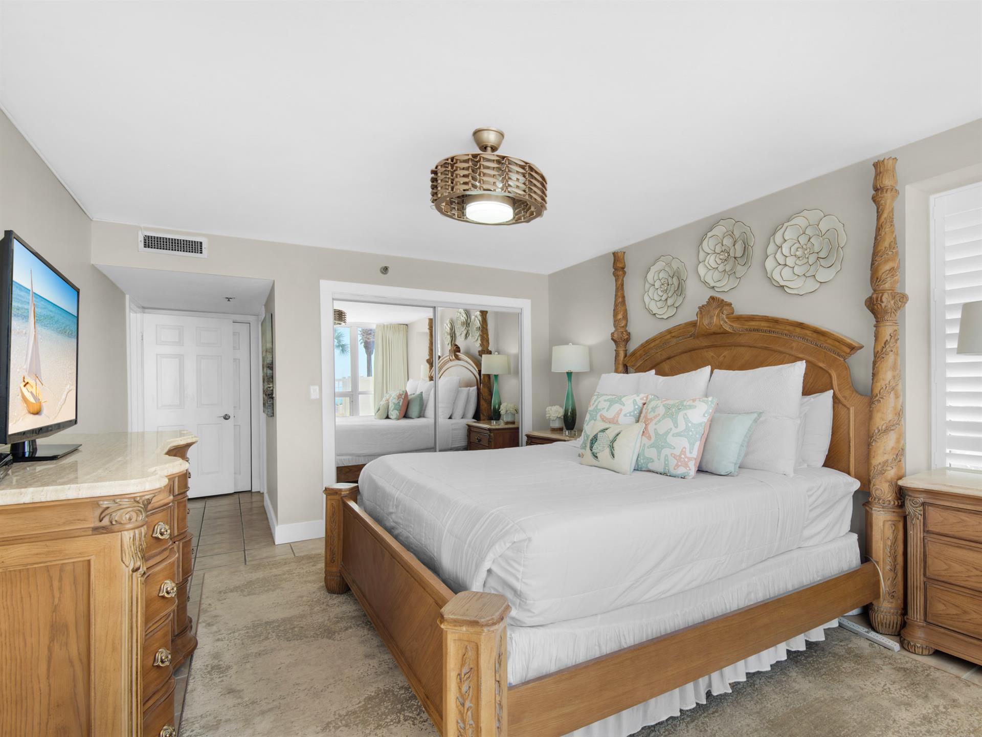 Primary Bedroom with En Suite Bath