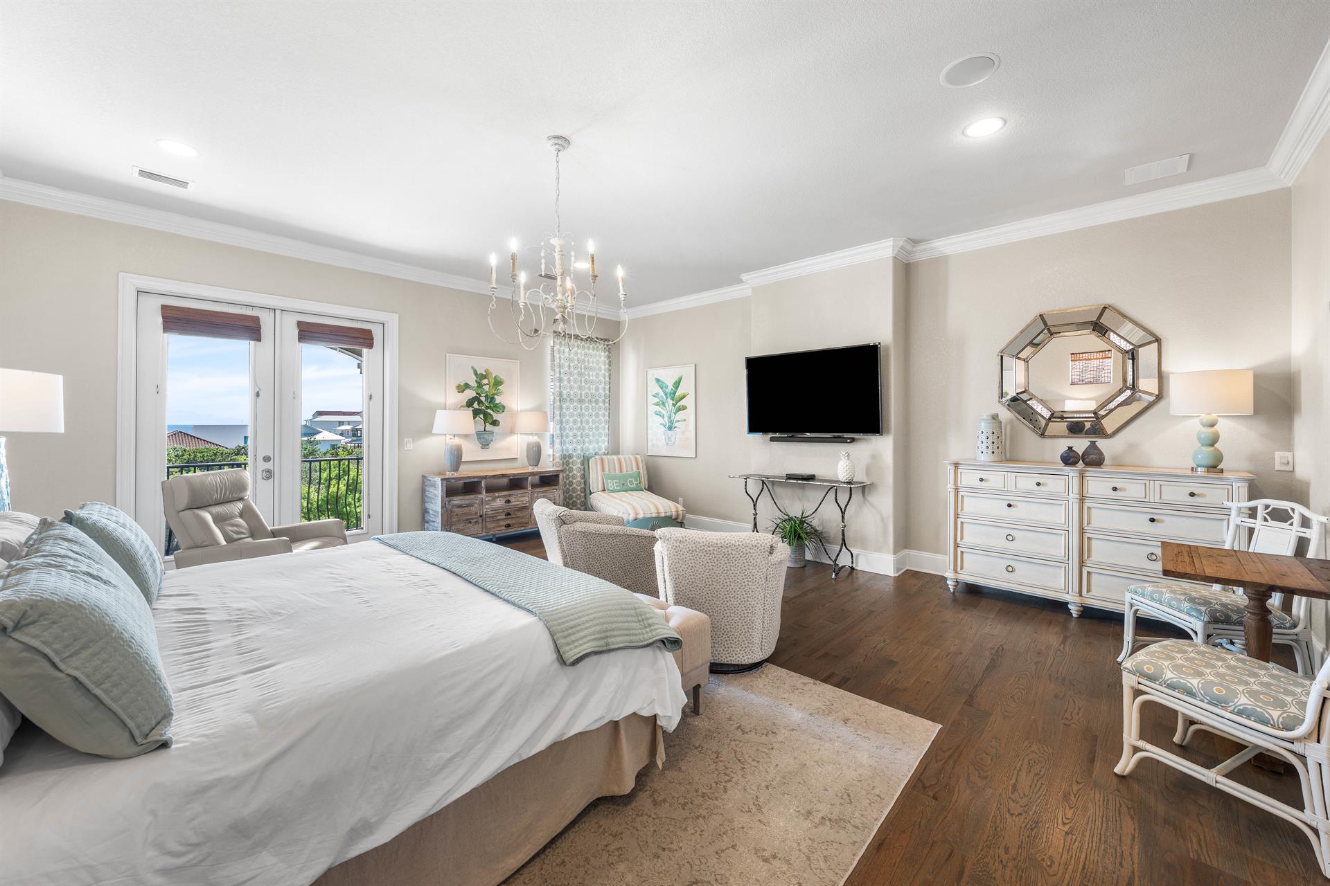 3rd Floor King Bedroom with Private Bath and Balcony Access