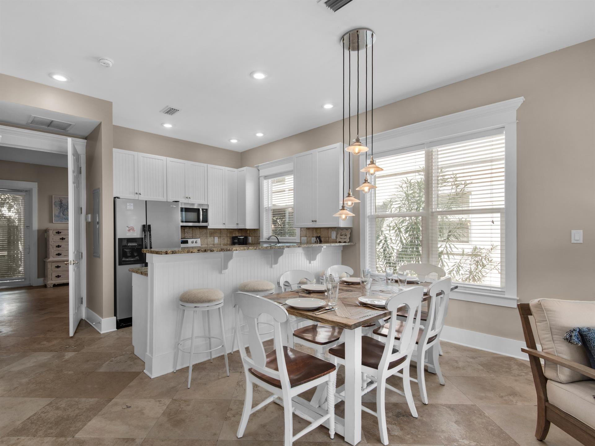Kitchen with Breakfast Bar Seating