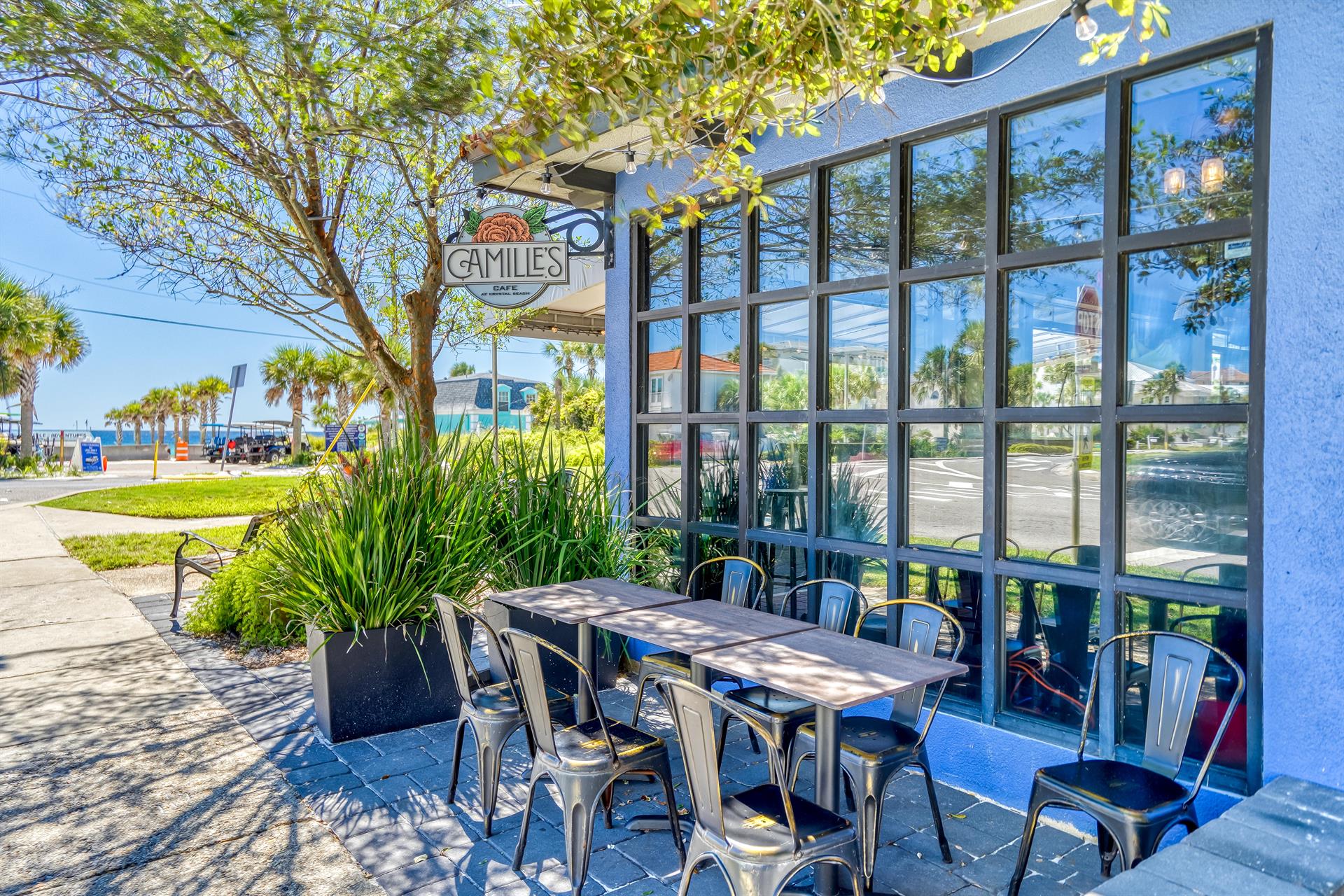 Camilles Cafe on Hutchinson Street