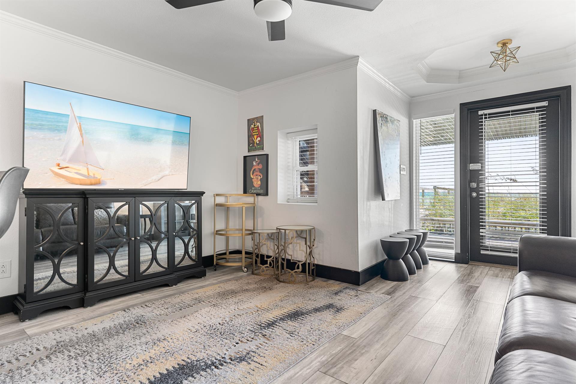 Living Area on Beach Level with Flat Screen TV