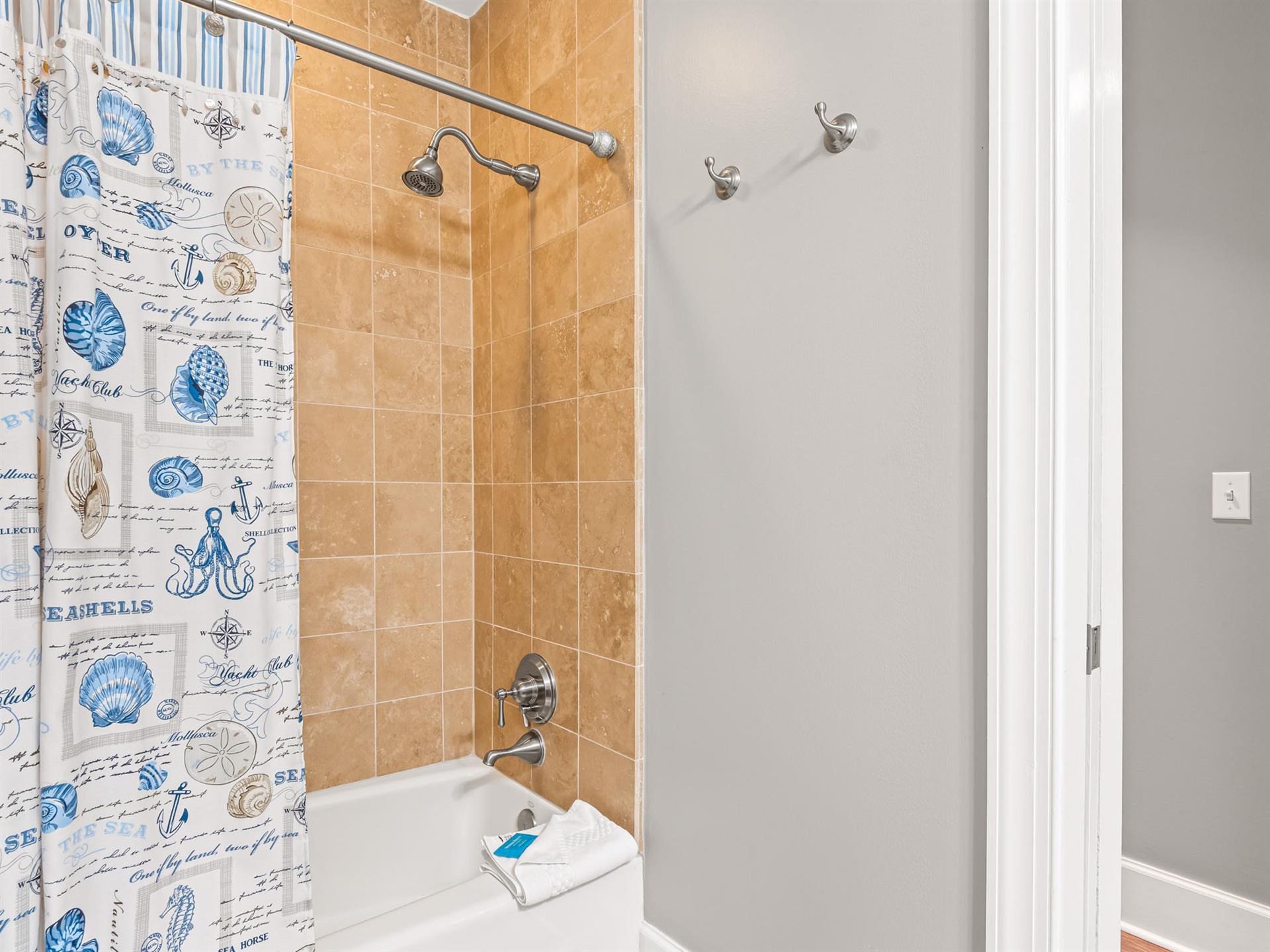 Bathroom 2 with Tub Shower Combo