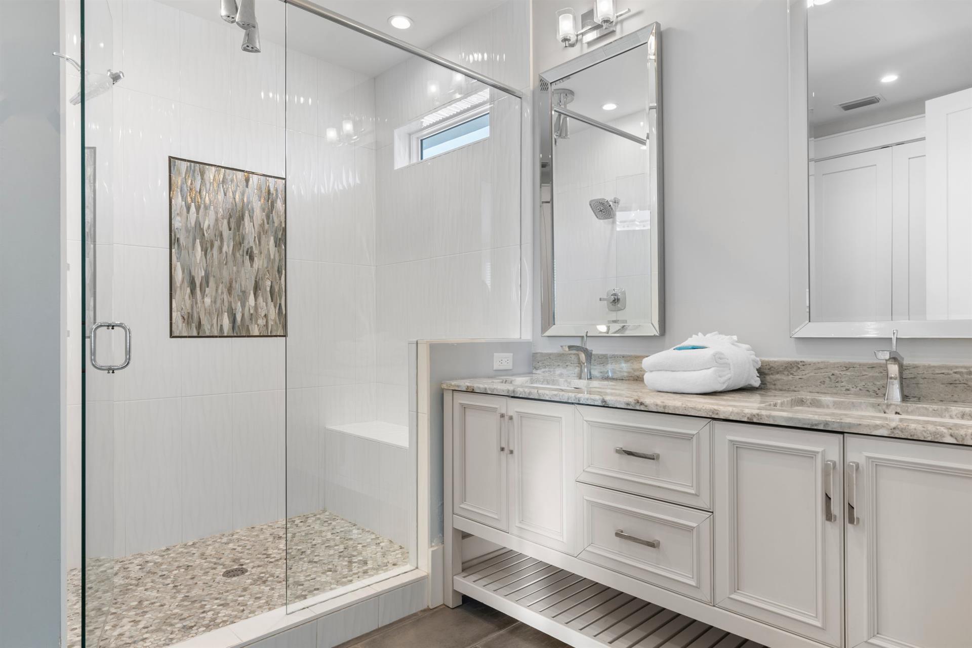 Bathroom 4  3rd Floor