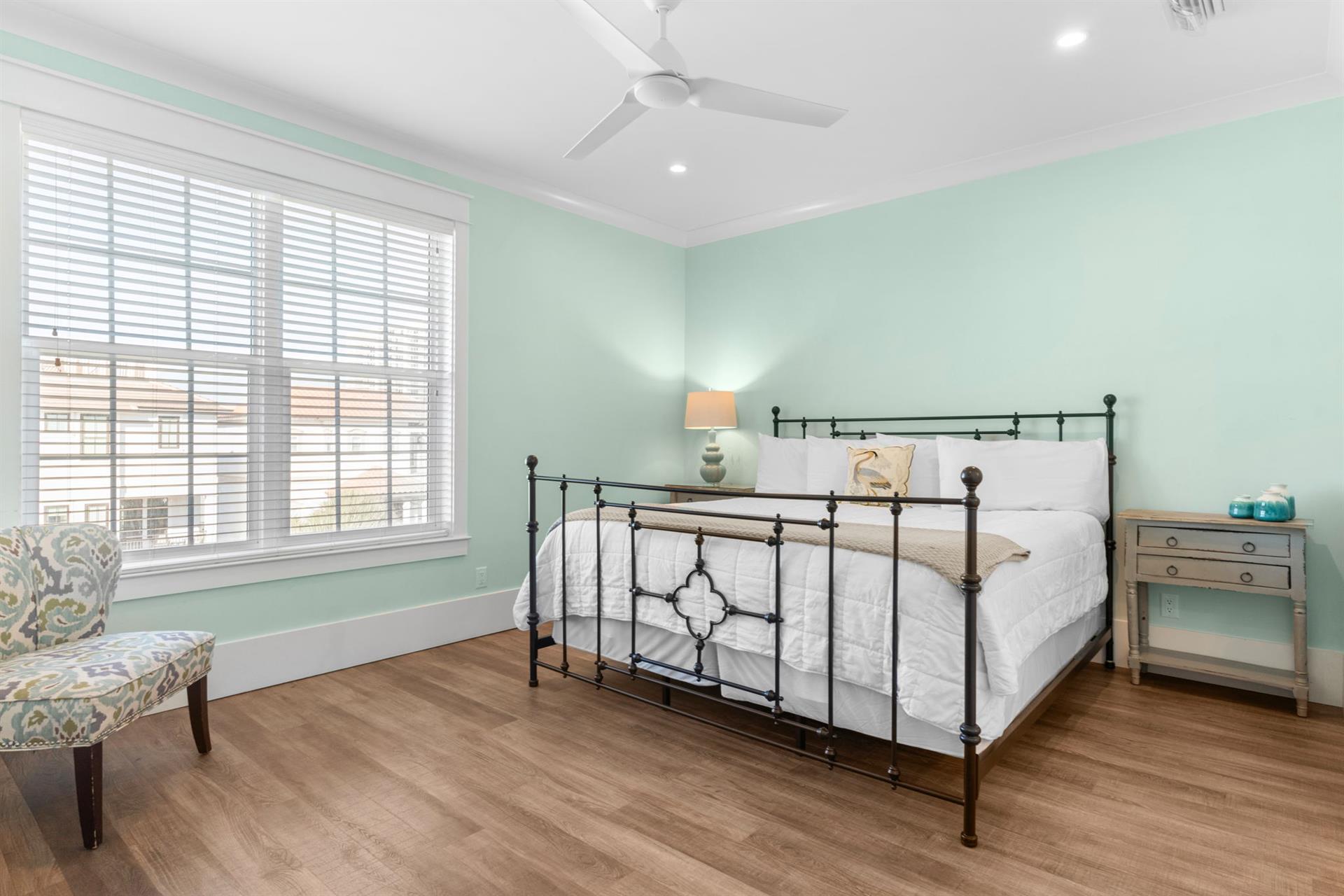 Bedroom 6  3rd Floor