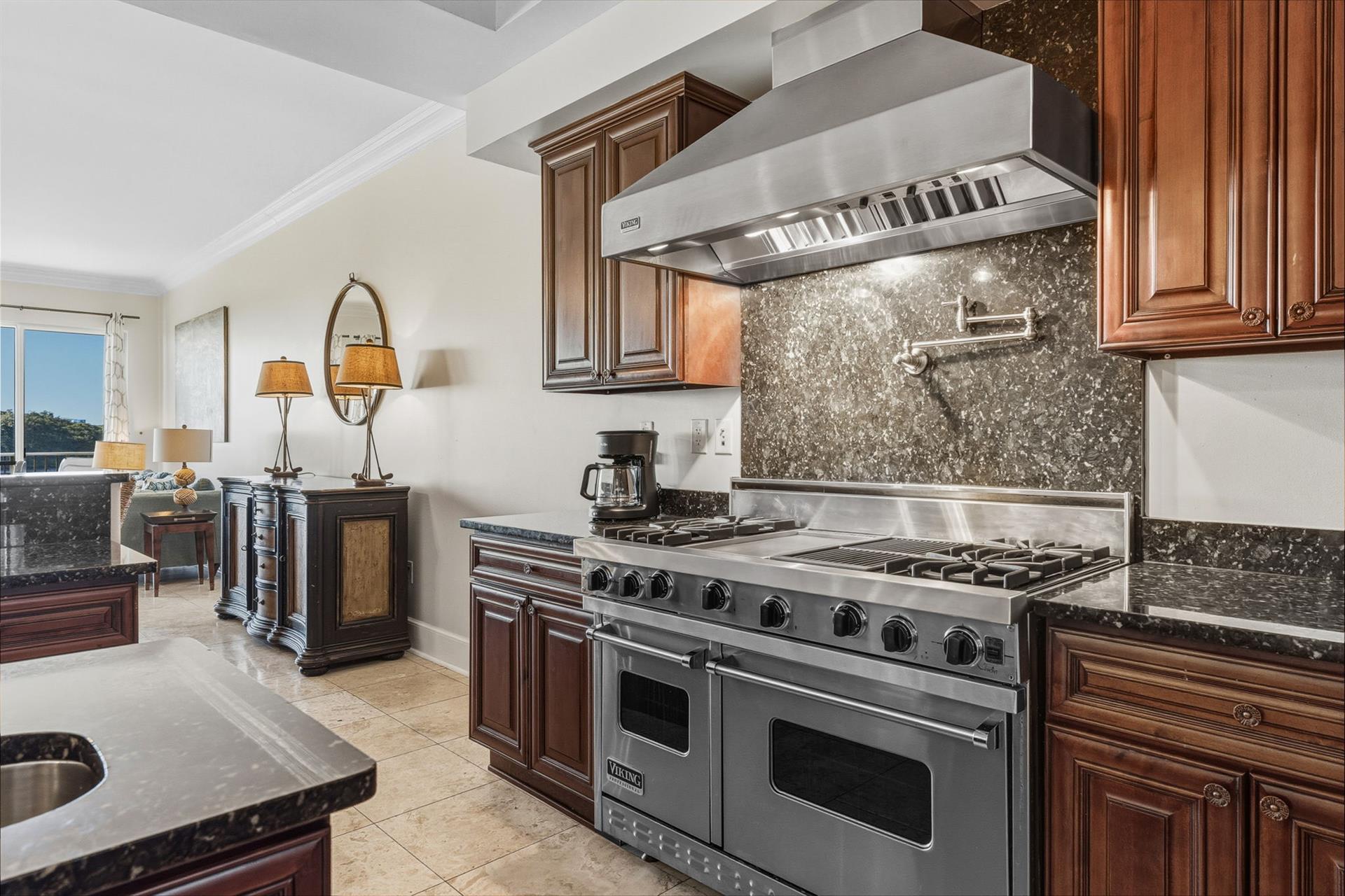 Chefs Oven with Pot Filler