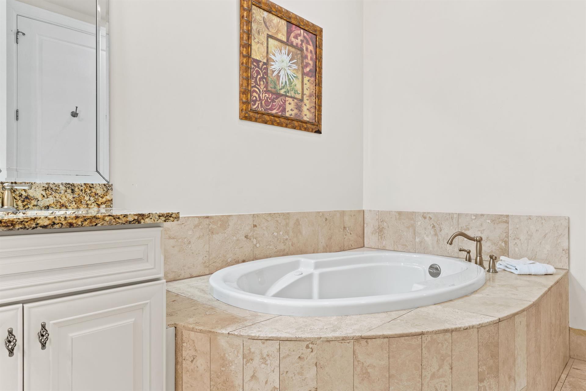 Garden Tub in Bathroom 2