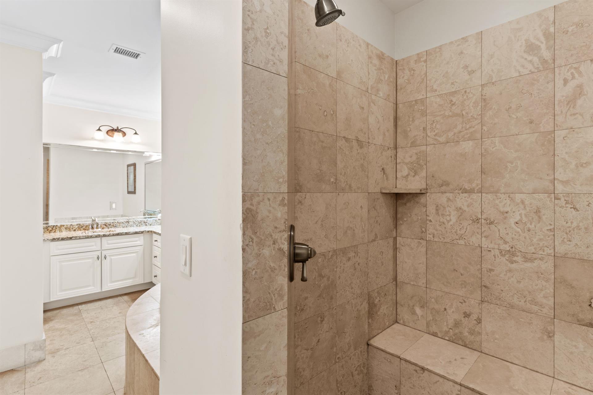 WalkIn Shower in Bathroom 2