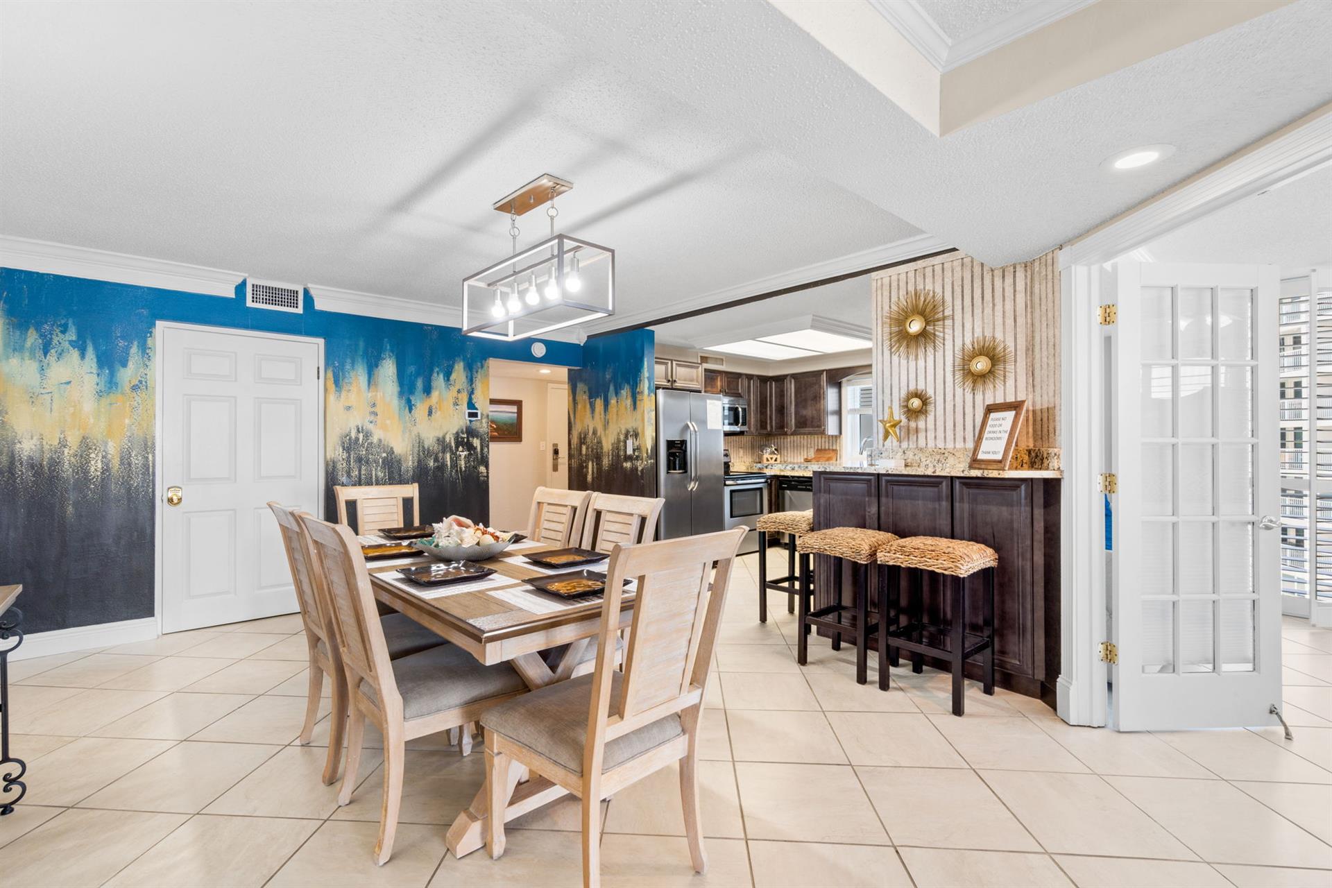 Dining Room to Foyer