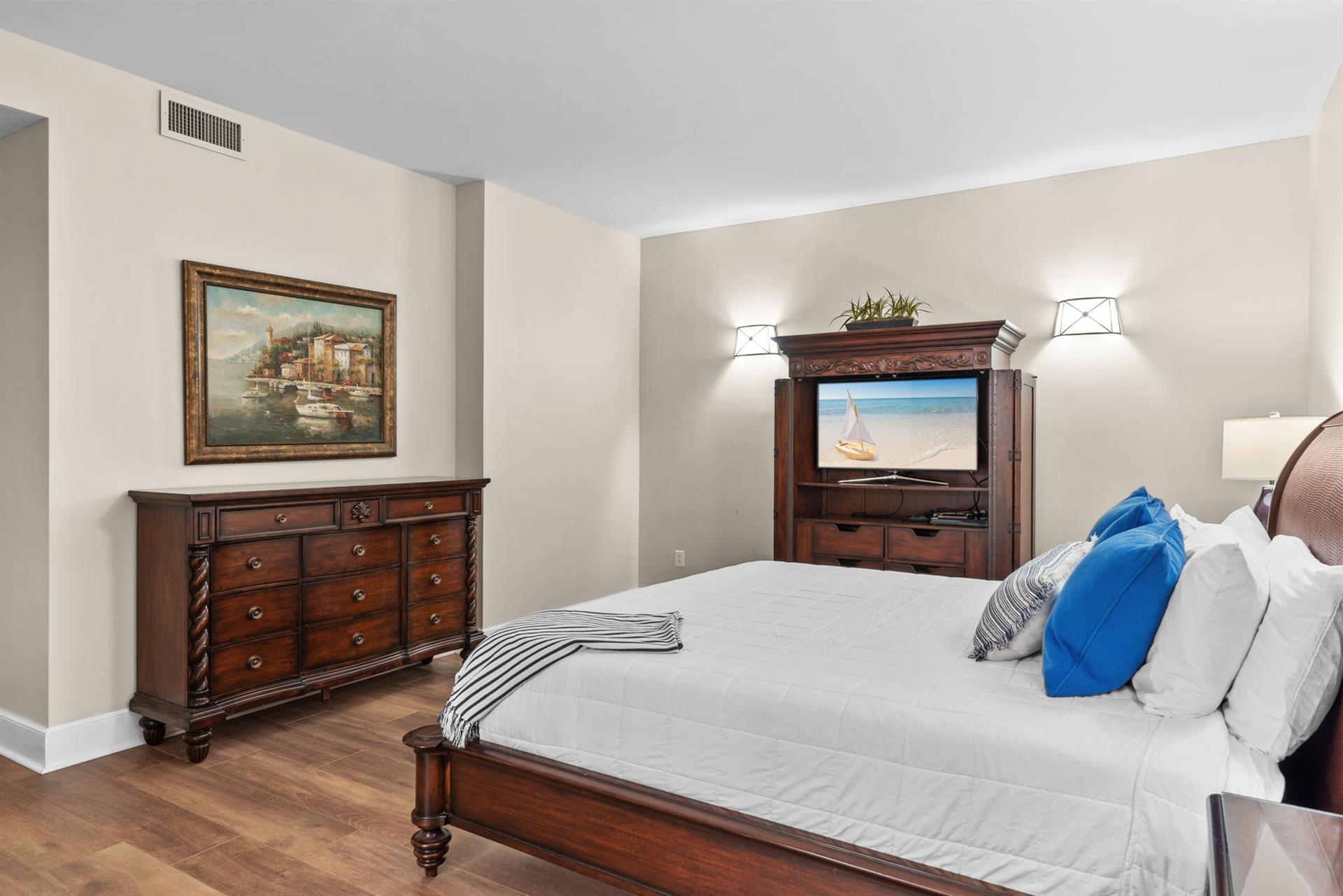 Bedroom 3 with King Bed and Flat Screen TV