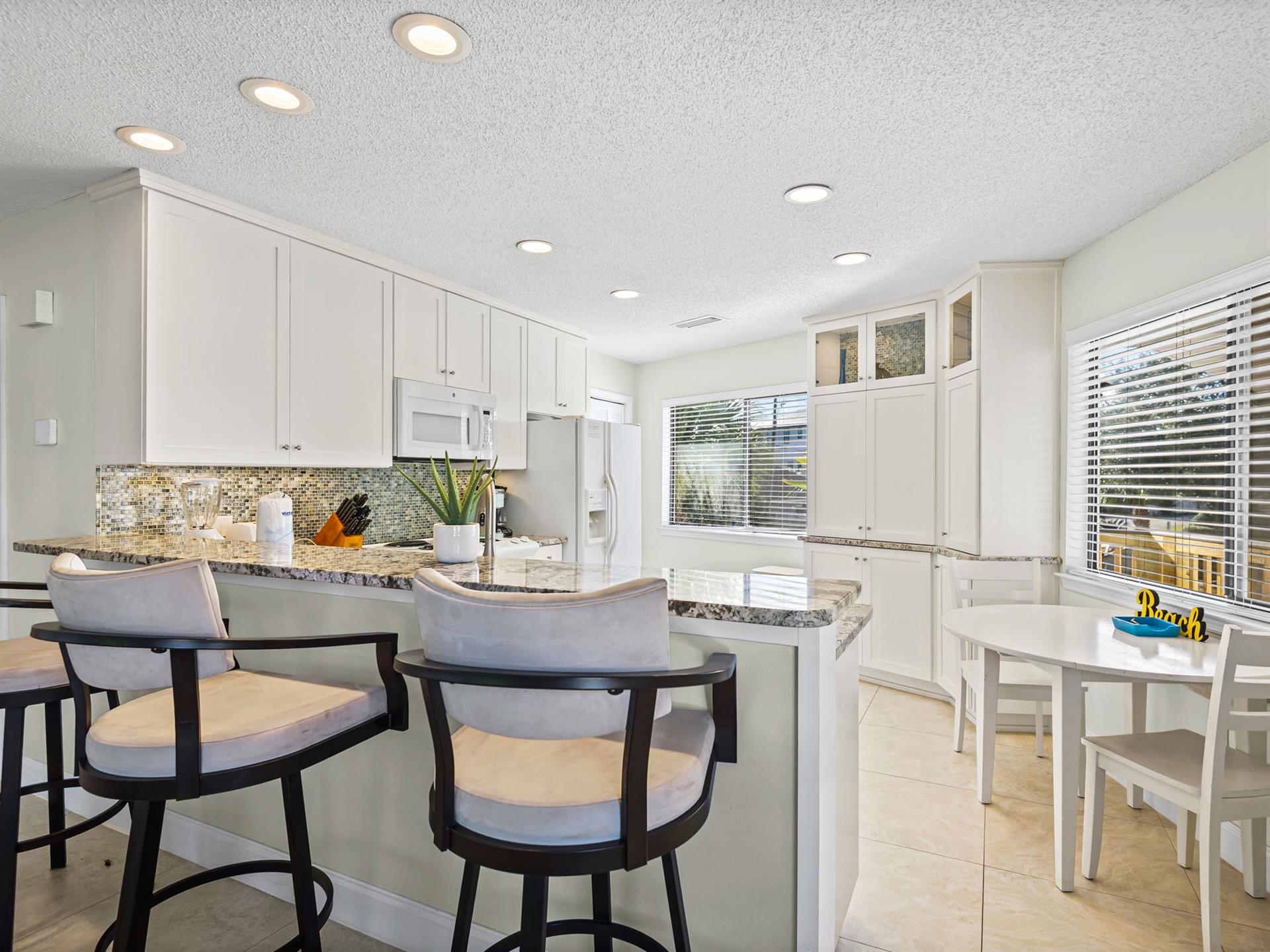 Kitchen with Breakfast Bar Seating