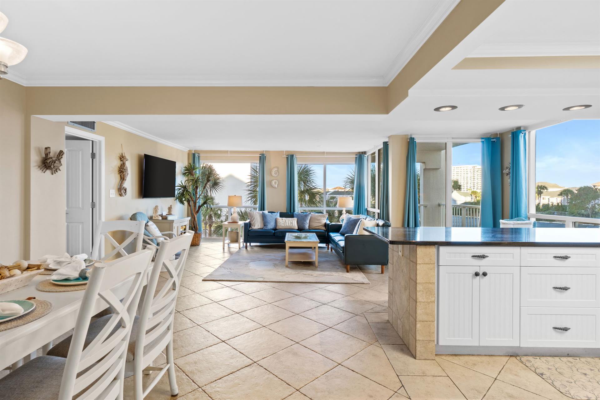 Dining Room next to Breakfast Bar.