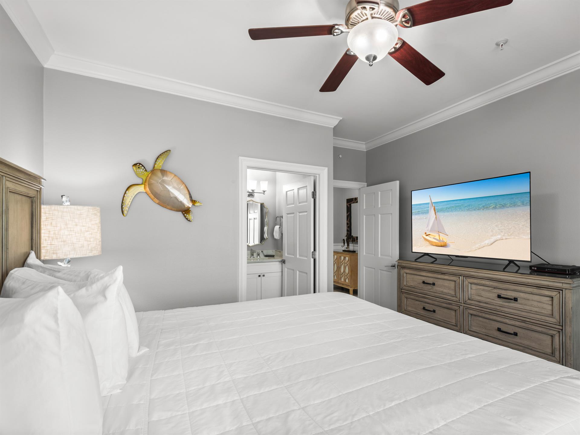 Bedroom 4 with Ensuite Bathroom  1st  fl