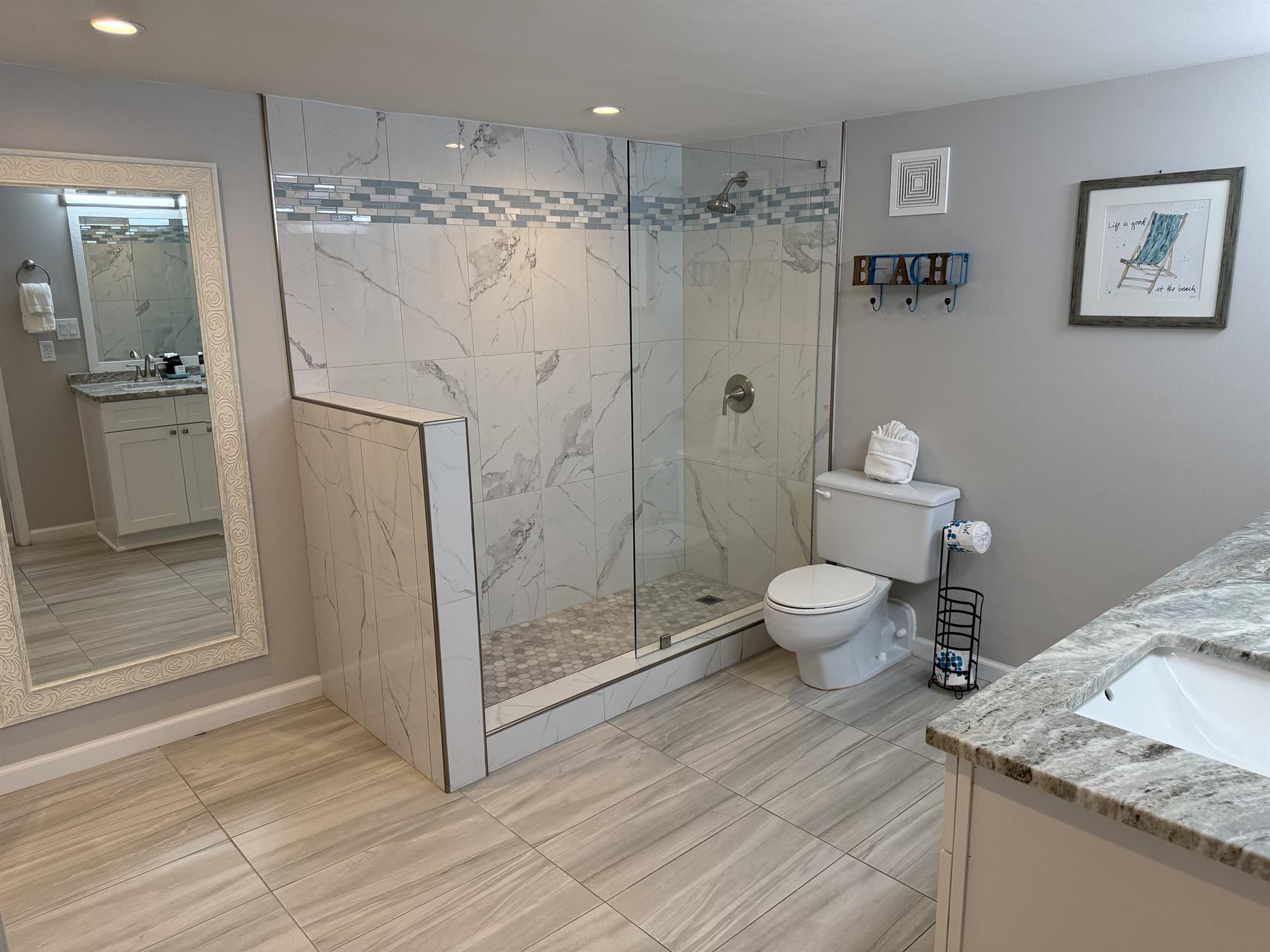 Master Bathroom with walkin shower