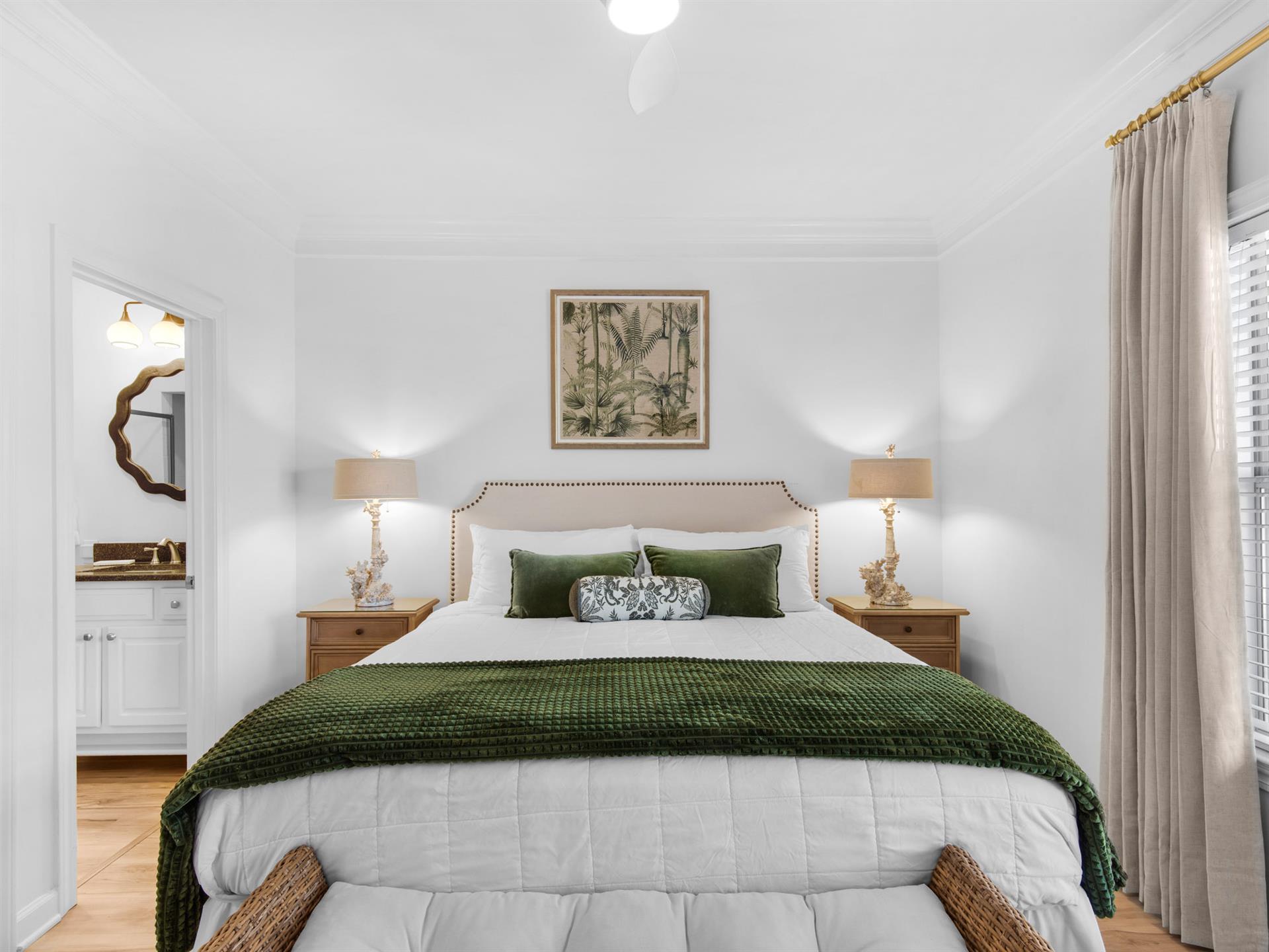 Guest Bedroom with En Suite