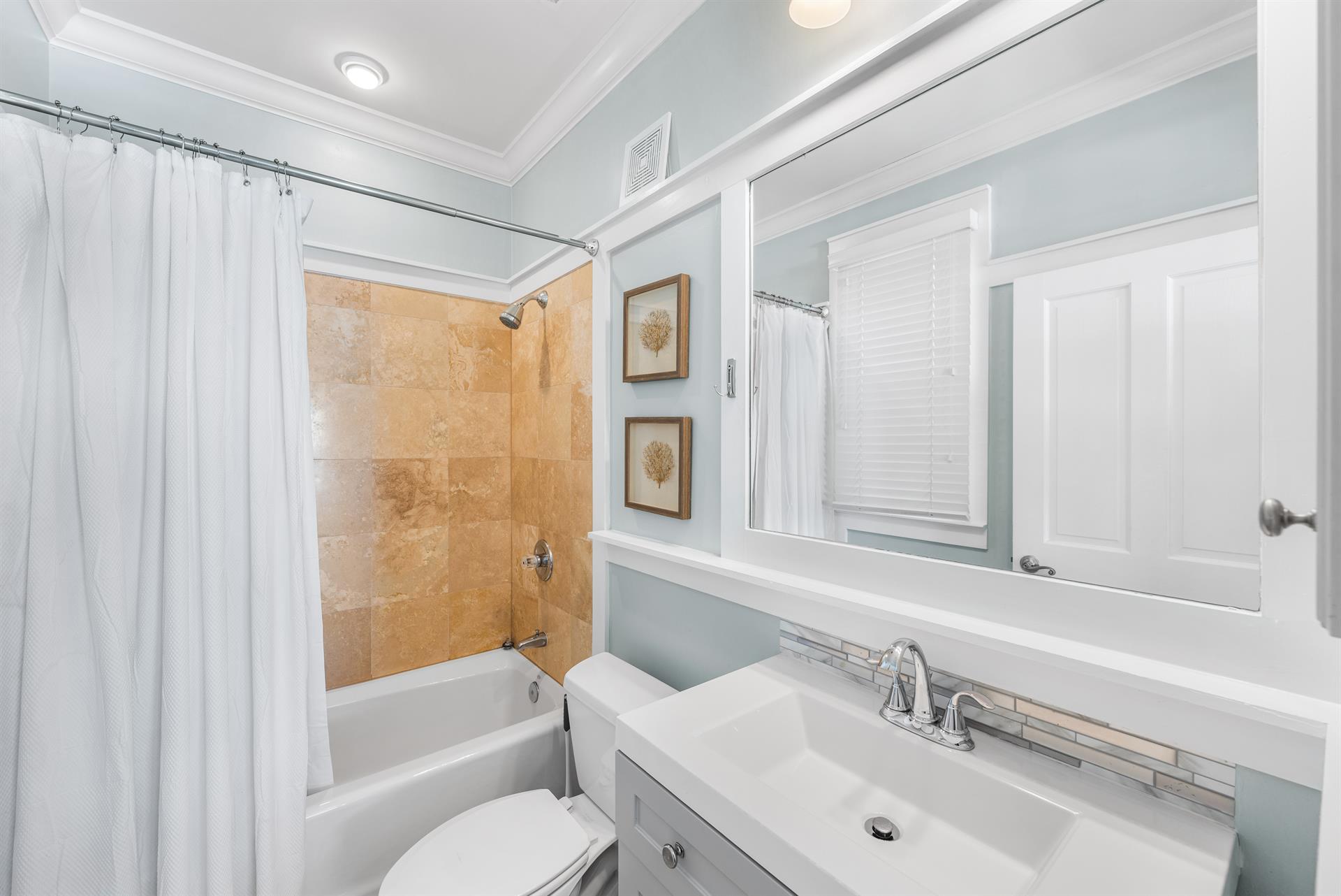 First Floor King Bedroom Bath Tub and Shower Combination.