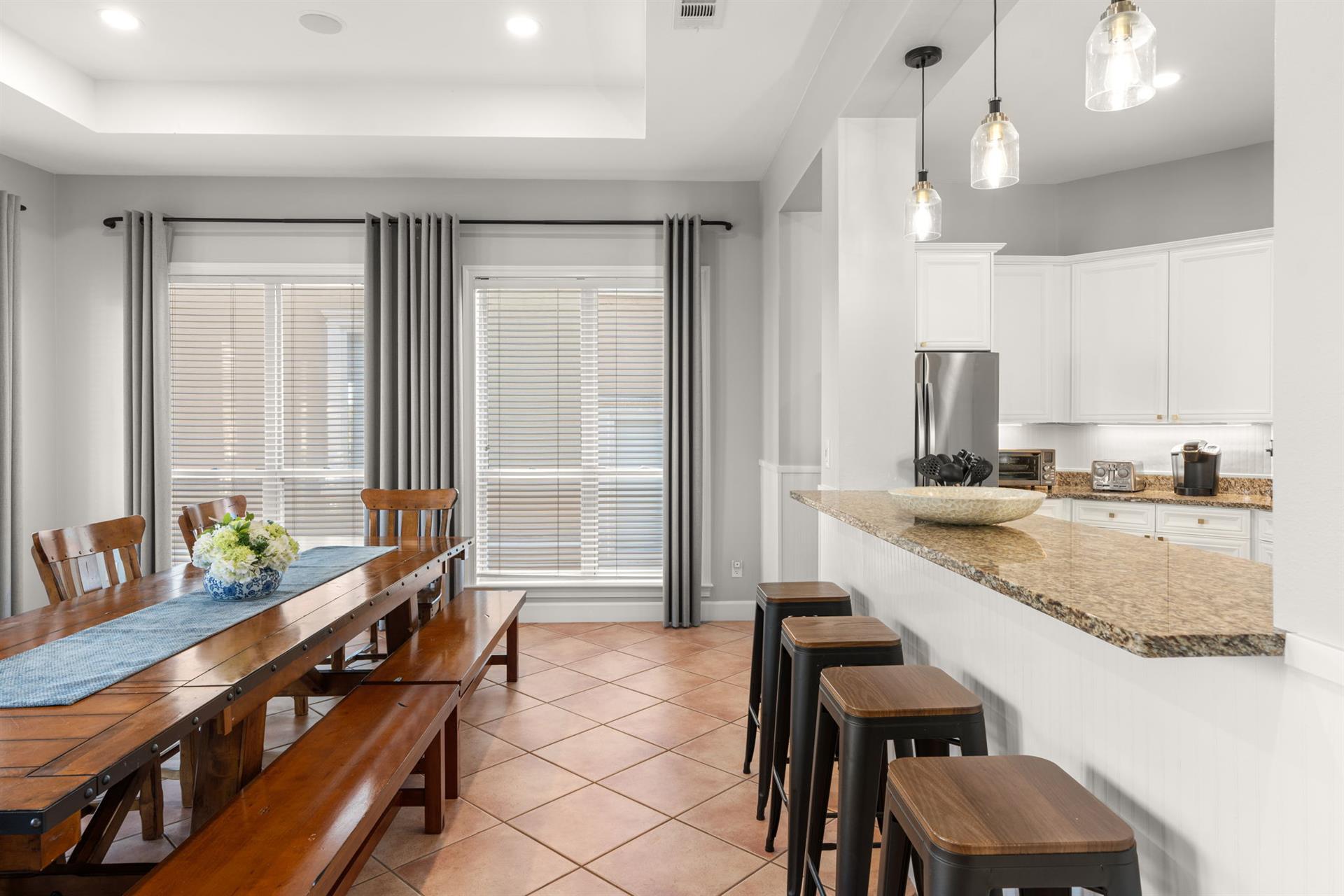 Dining and Bar Seating