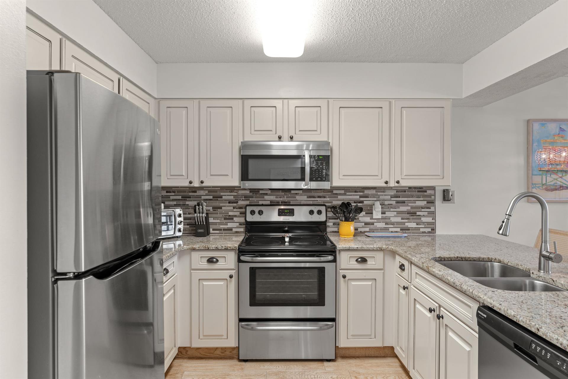 Fully equipped Kitchen for making meals with memories