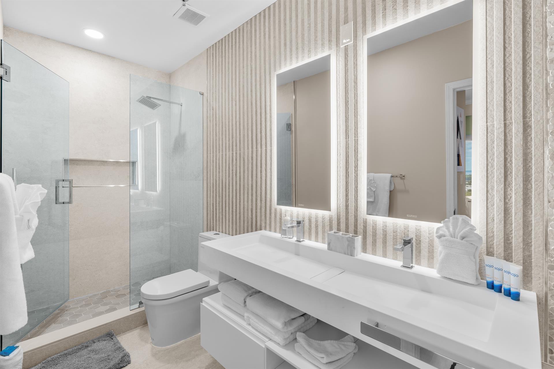 Guest Bathroom off 2 Double Bedroom